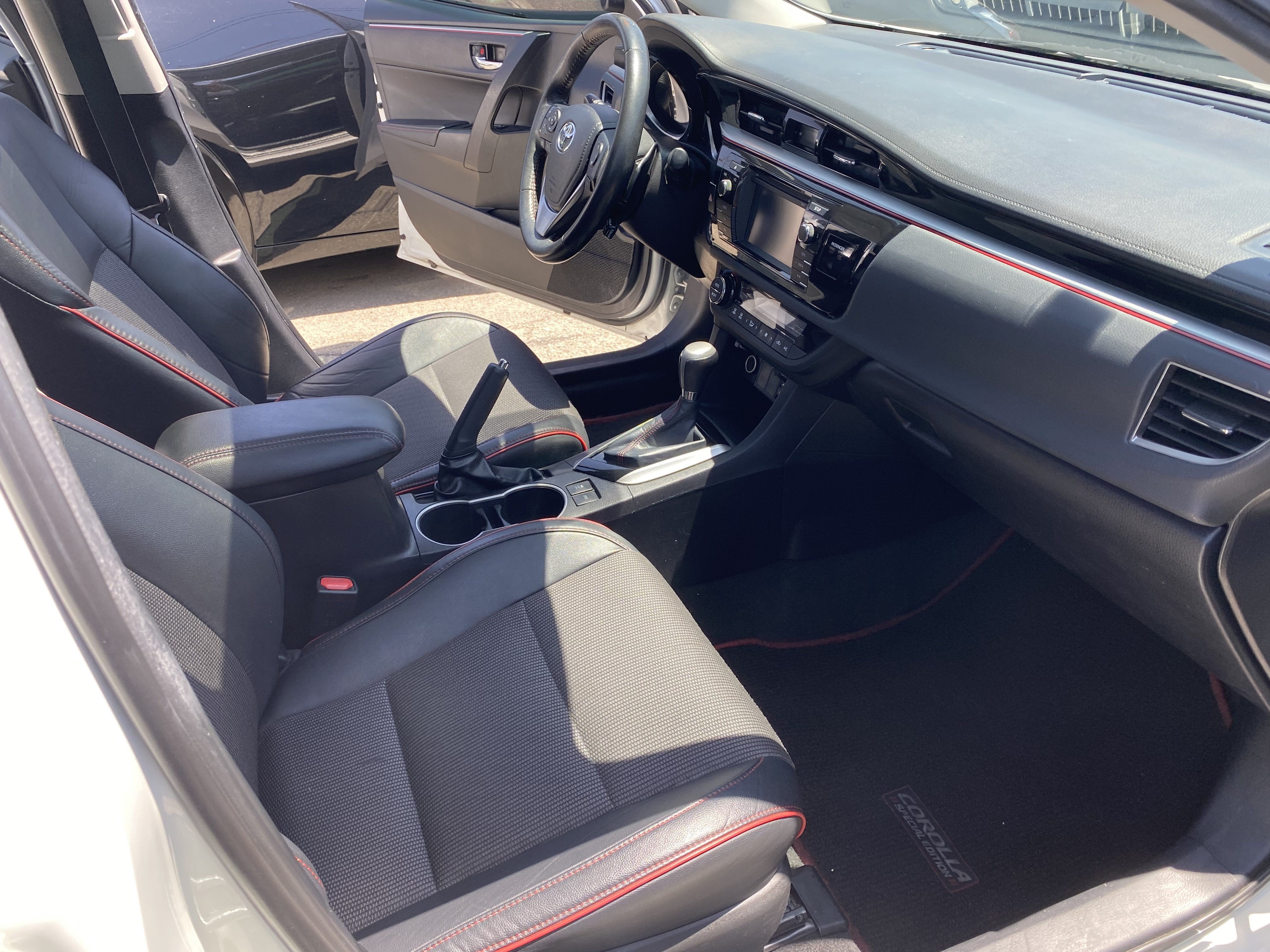 2016 Toyota Corolla S w/Special Edition Pkg