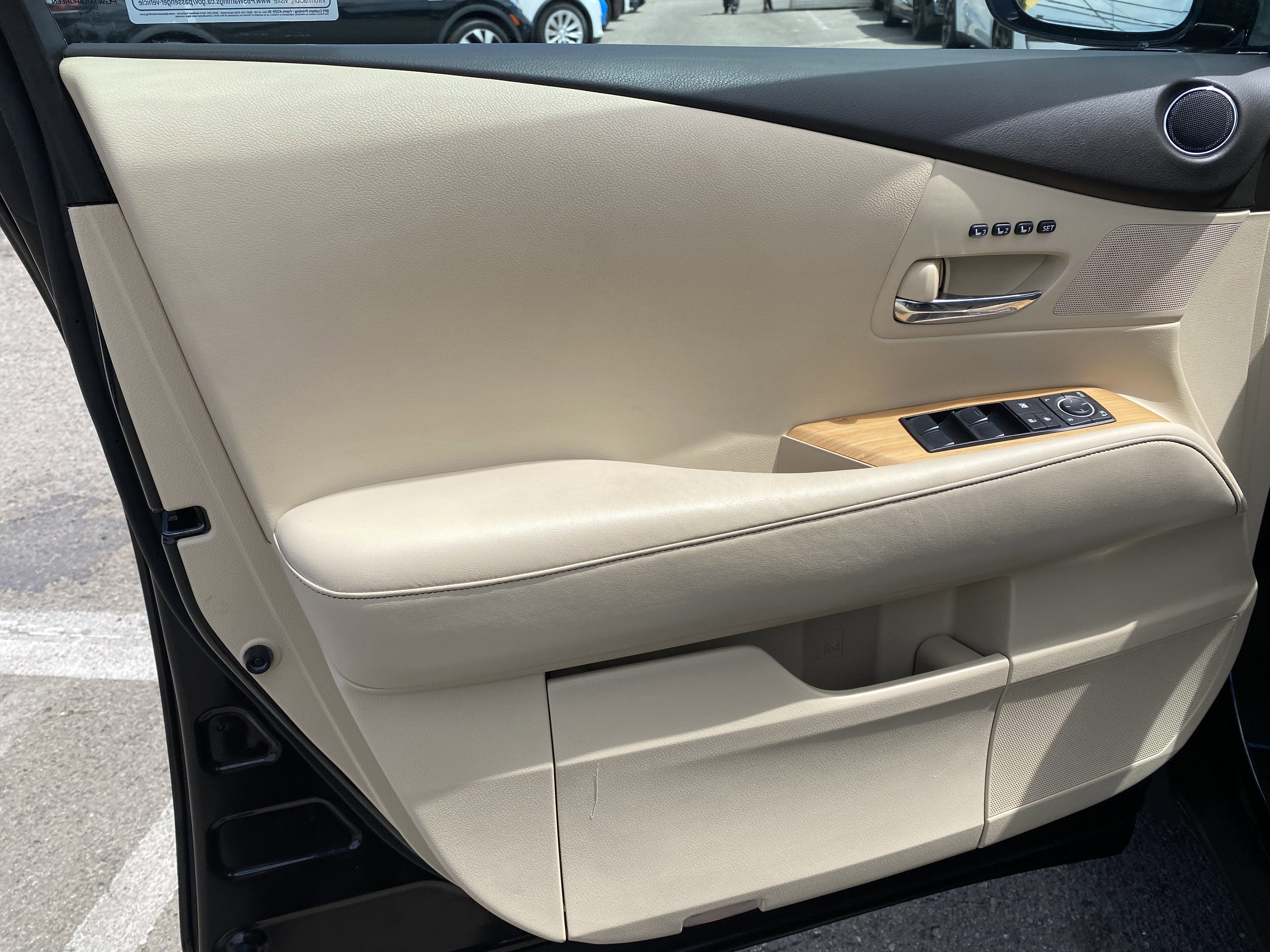 2015 Lexus RX 450h FWD 4dr