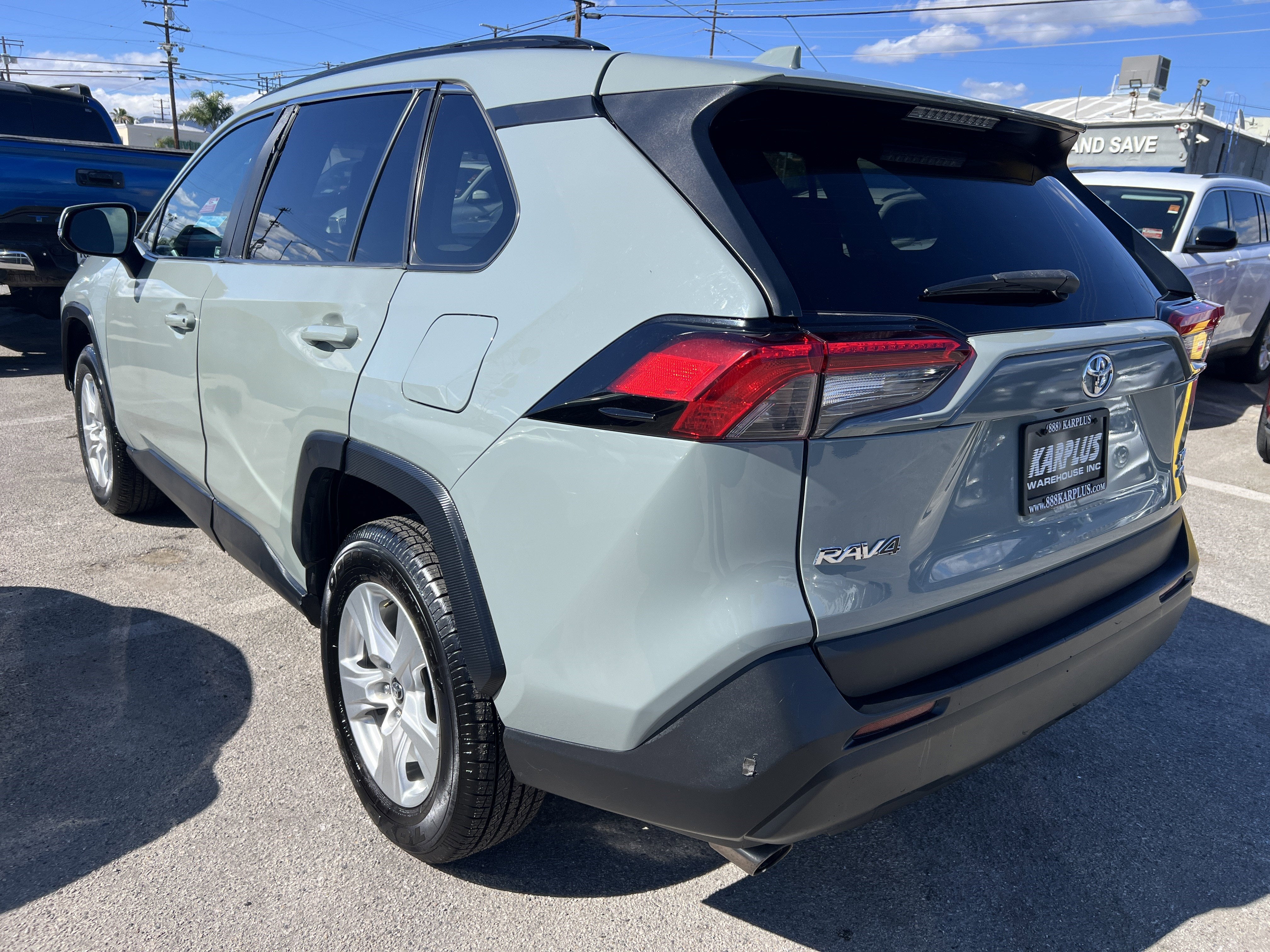 2021 Toyota RAV4 XLE