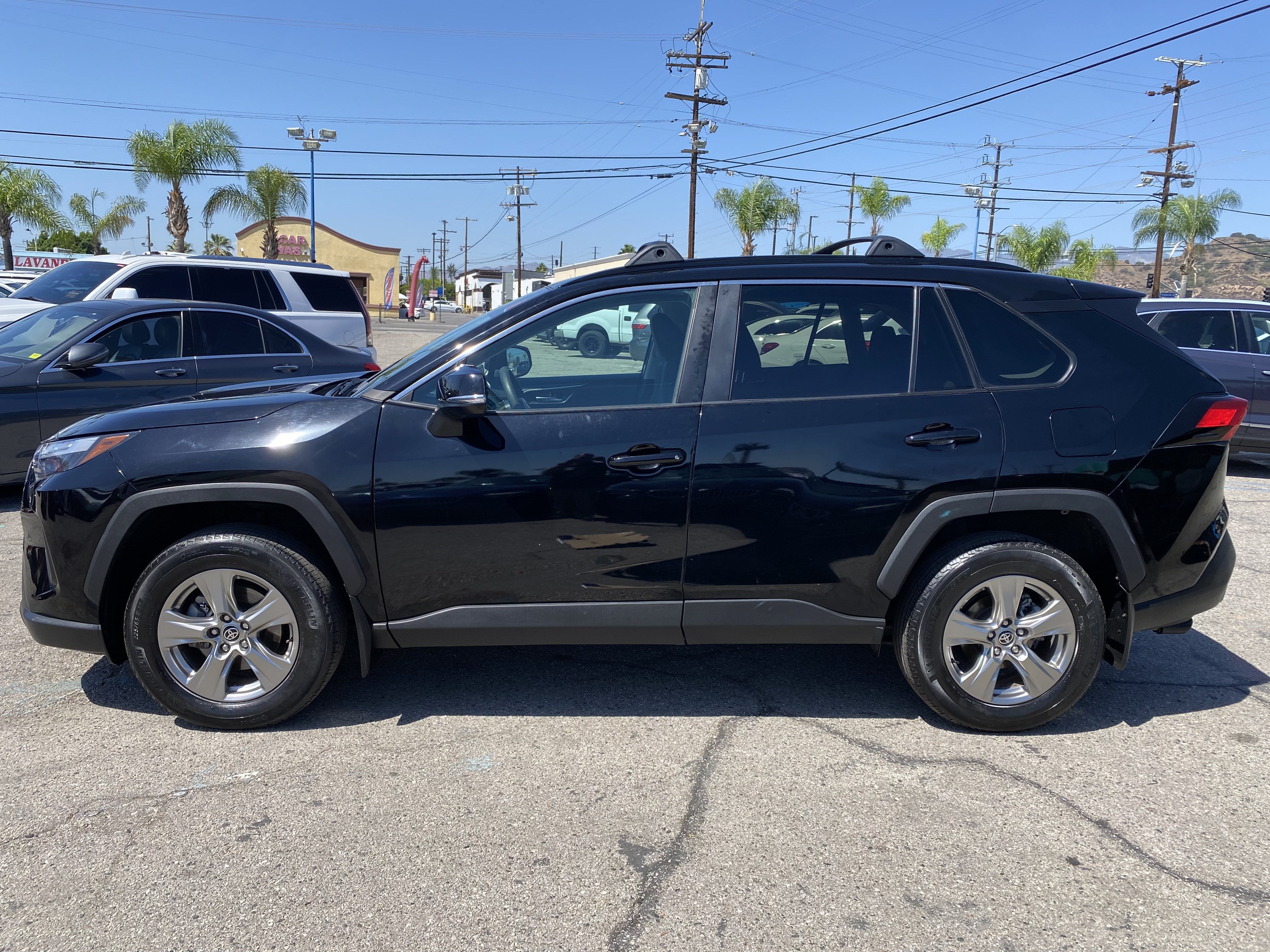 2022 Toyota RAV4 XLE FWD