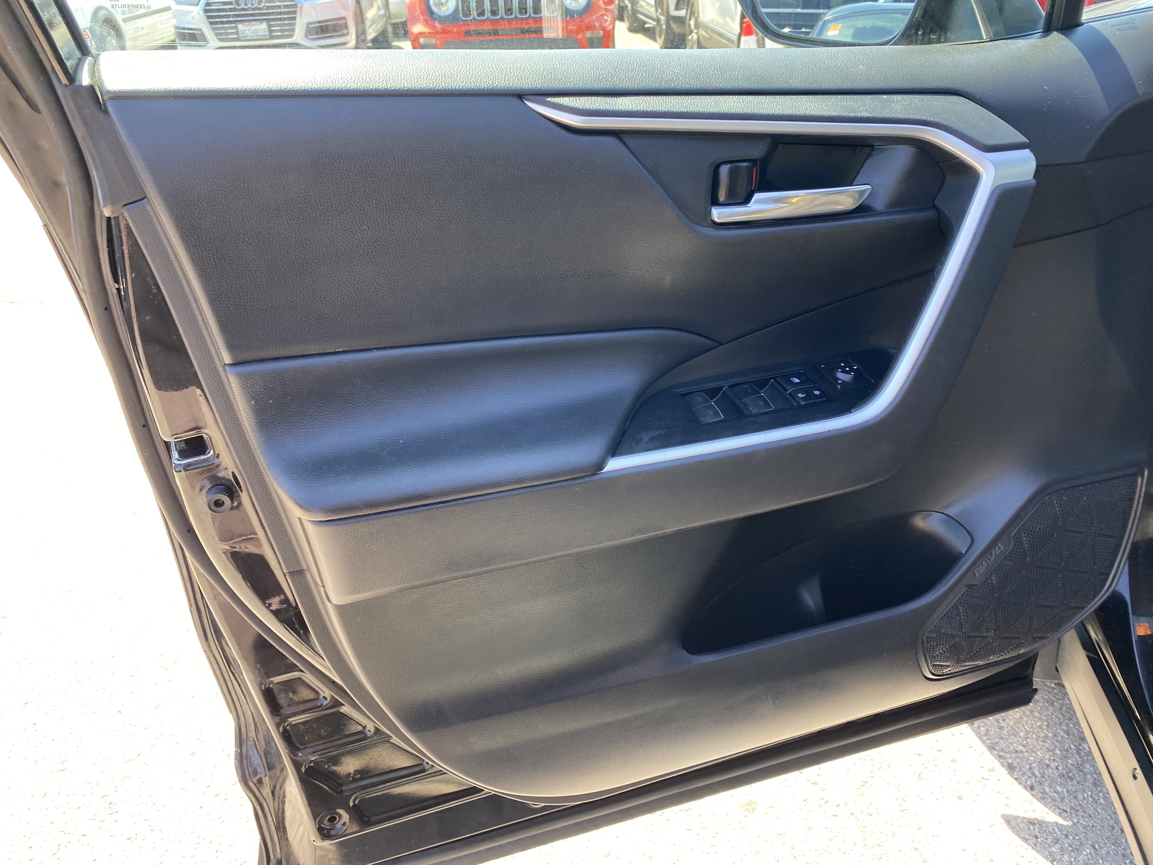 2022 Toyota RAV4 XLE FWD