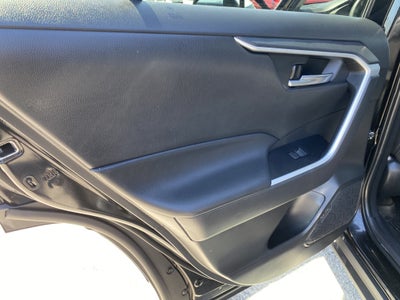 2022 Toyota RAV4 XLE FWD