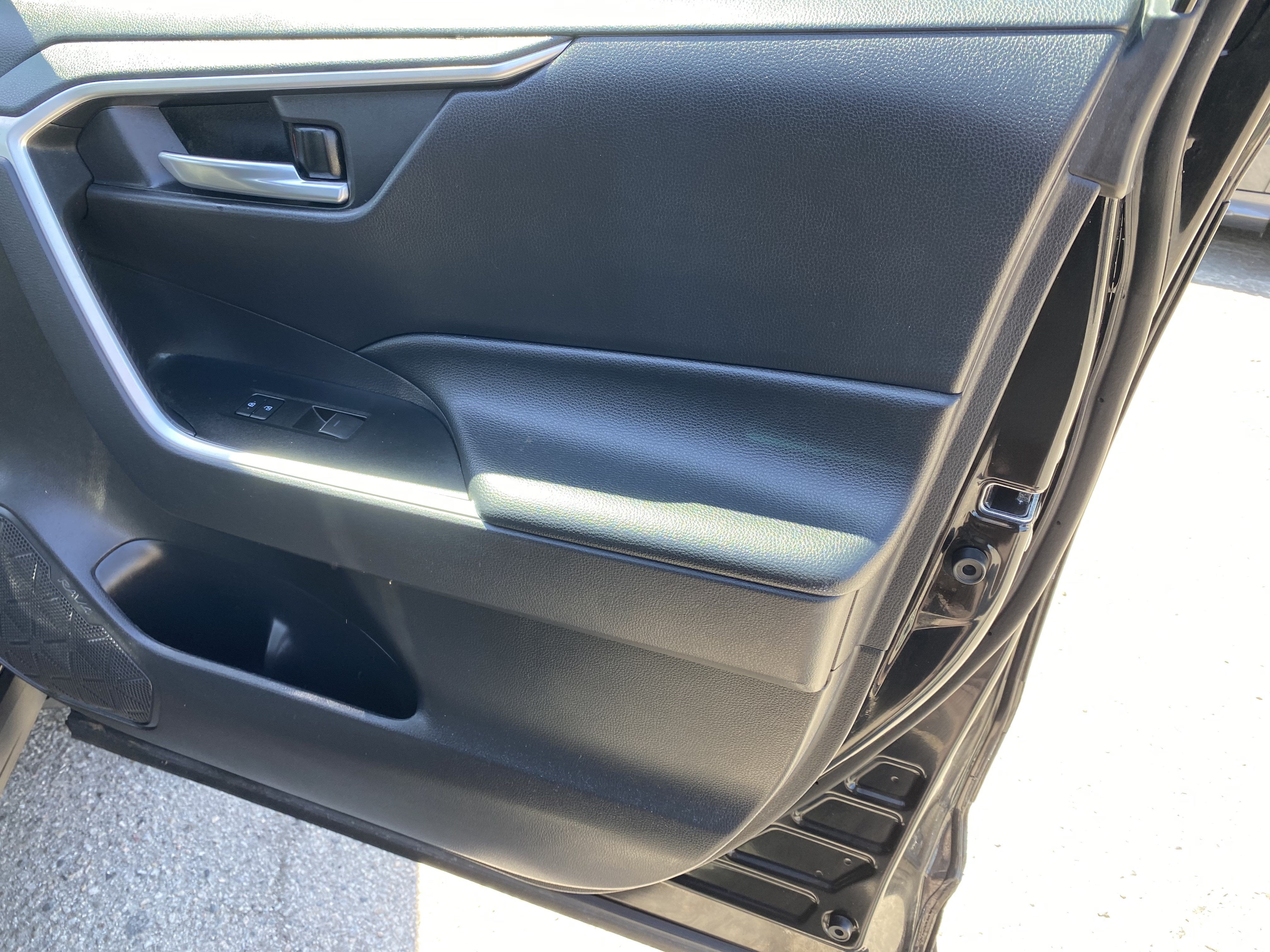 2022 Toyota RAV4 XLE FWD