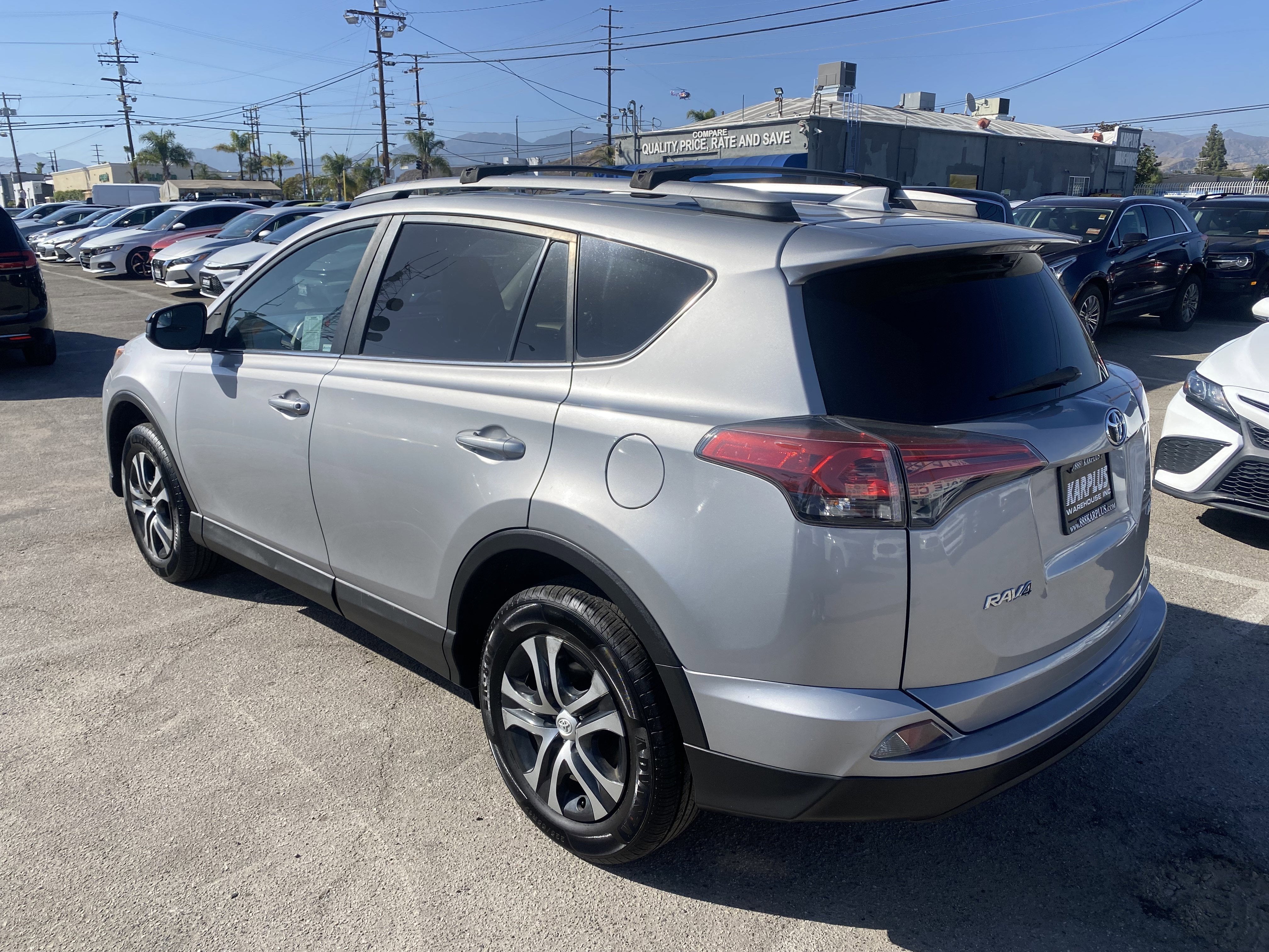 2018 Toyota RAV4 LE