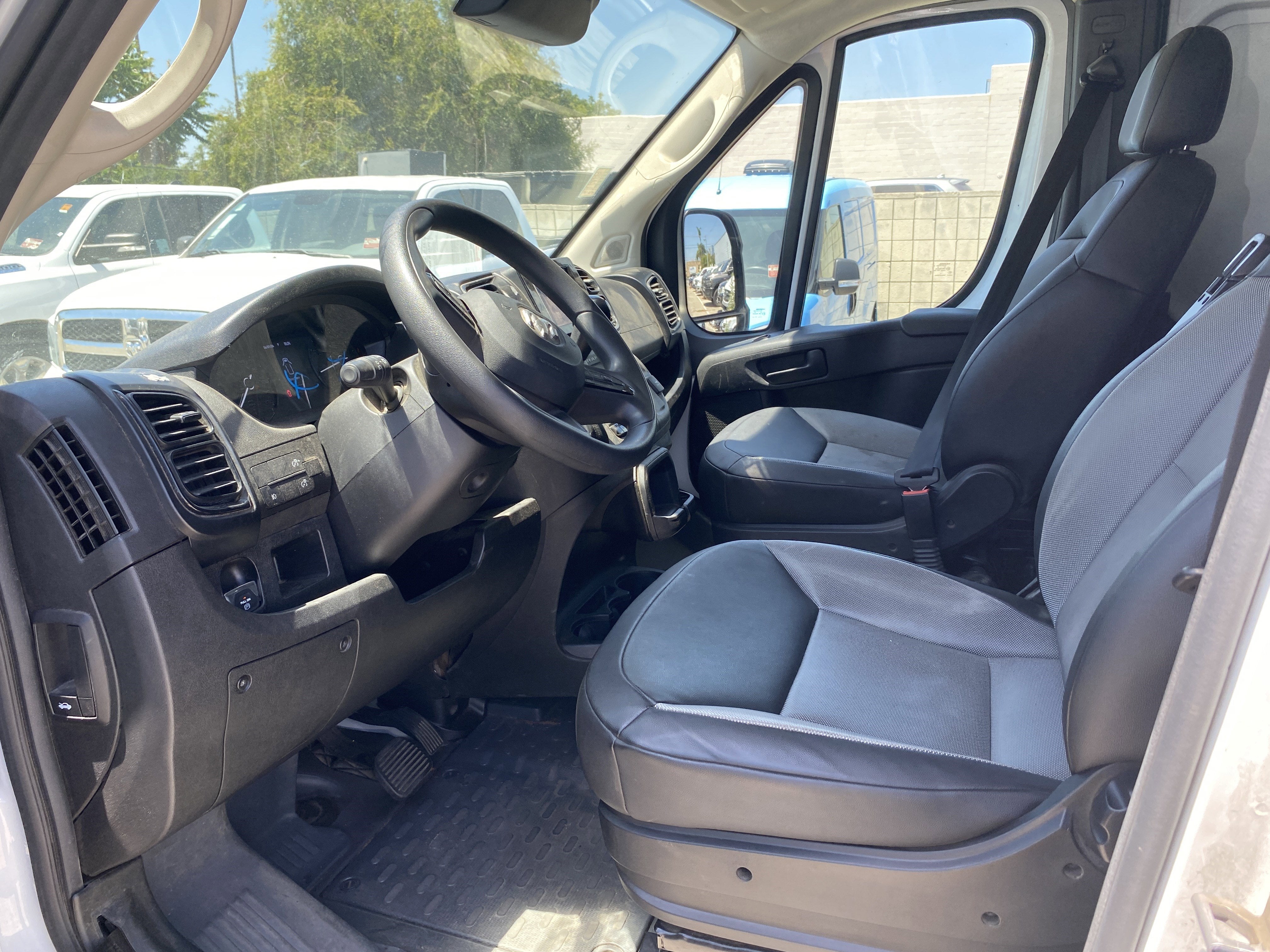 2025 RAM ProMaster Cargo Van Tradesman