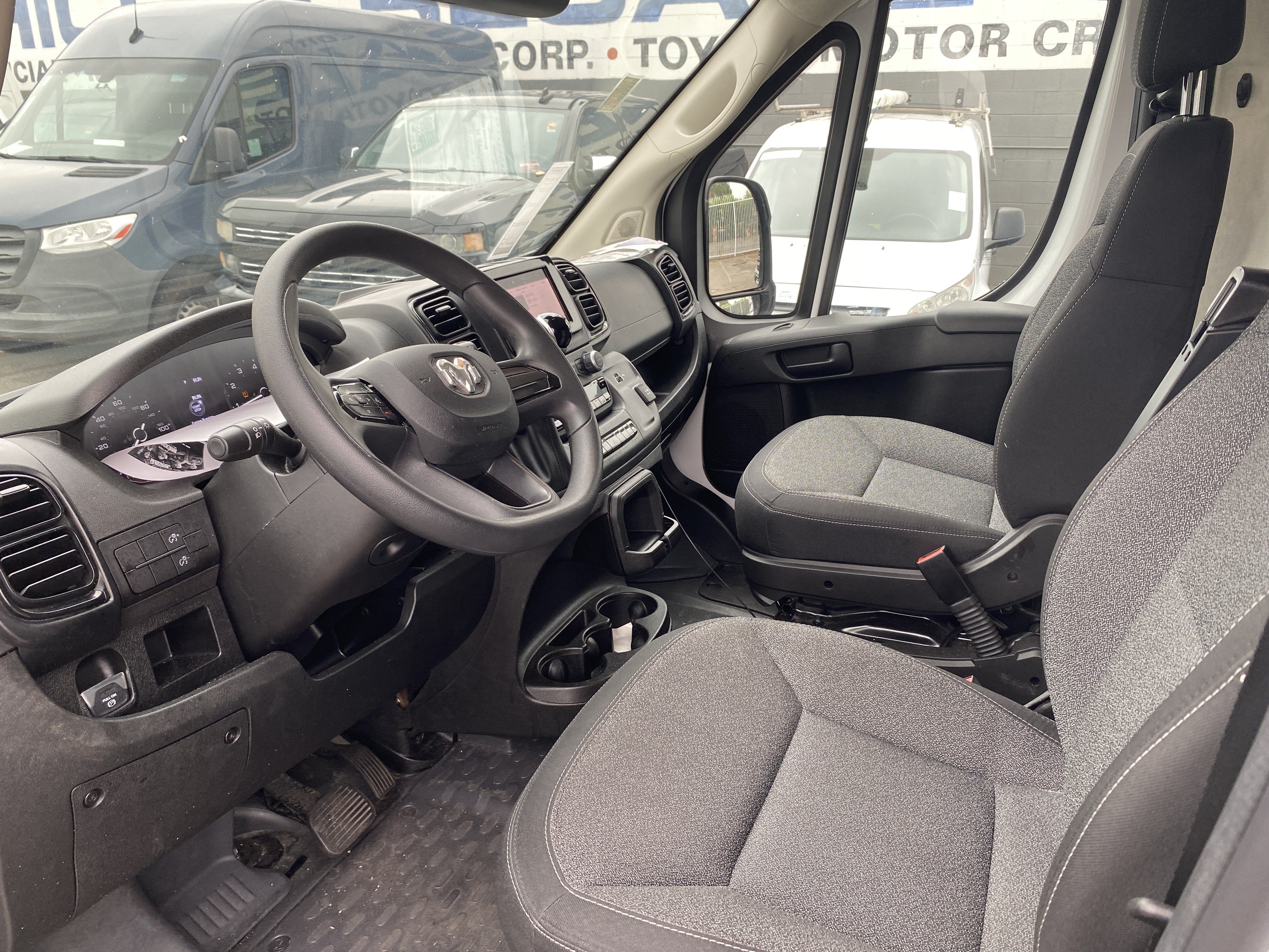 2025 RAM ProMaster Cargo Van Tradesman