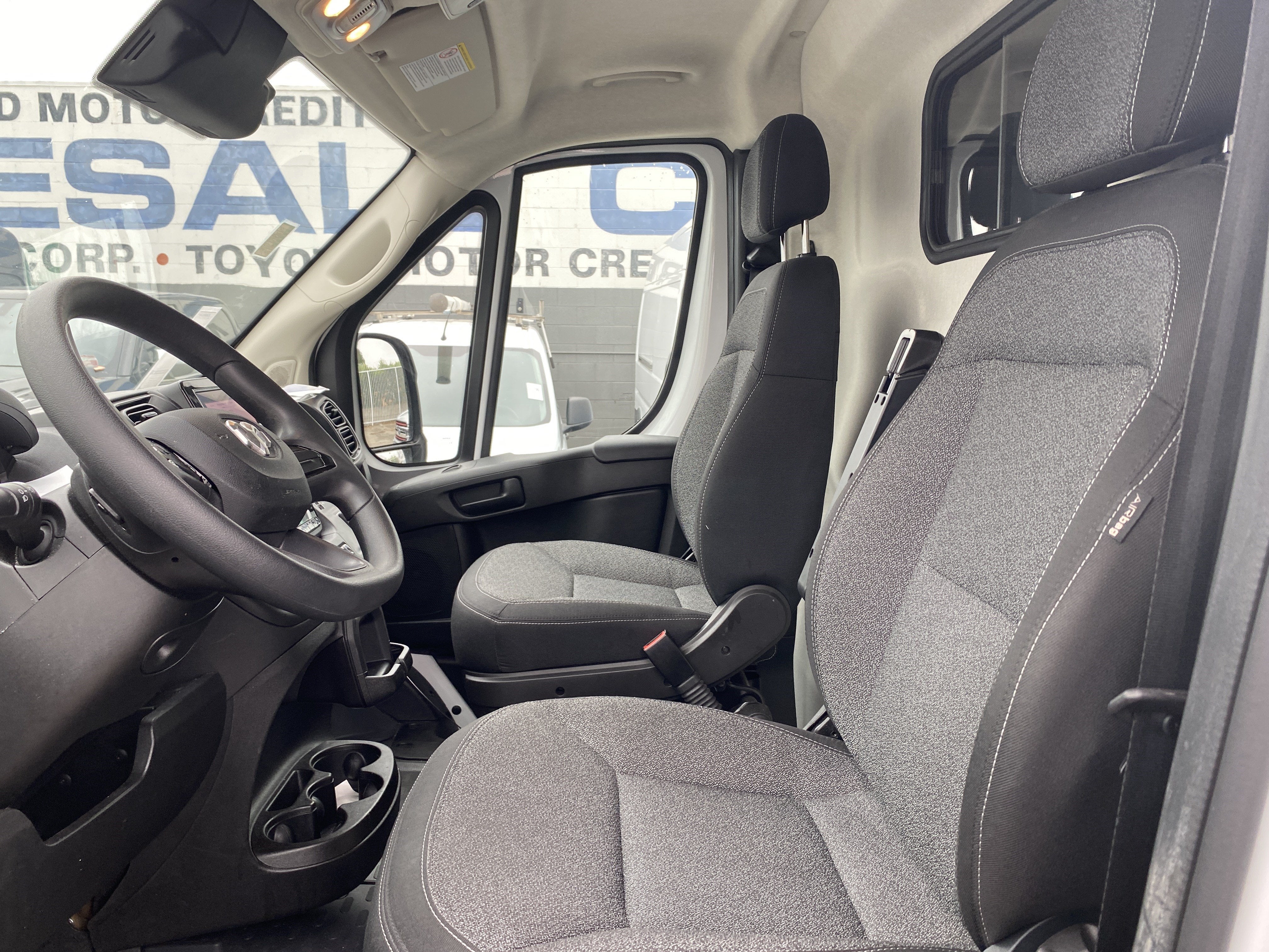 2025 RAM ProMaster Cargo Van Tradesman