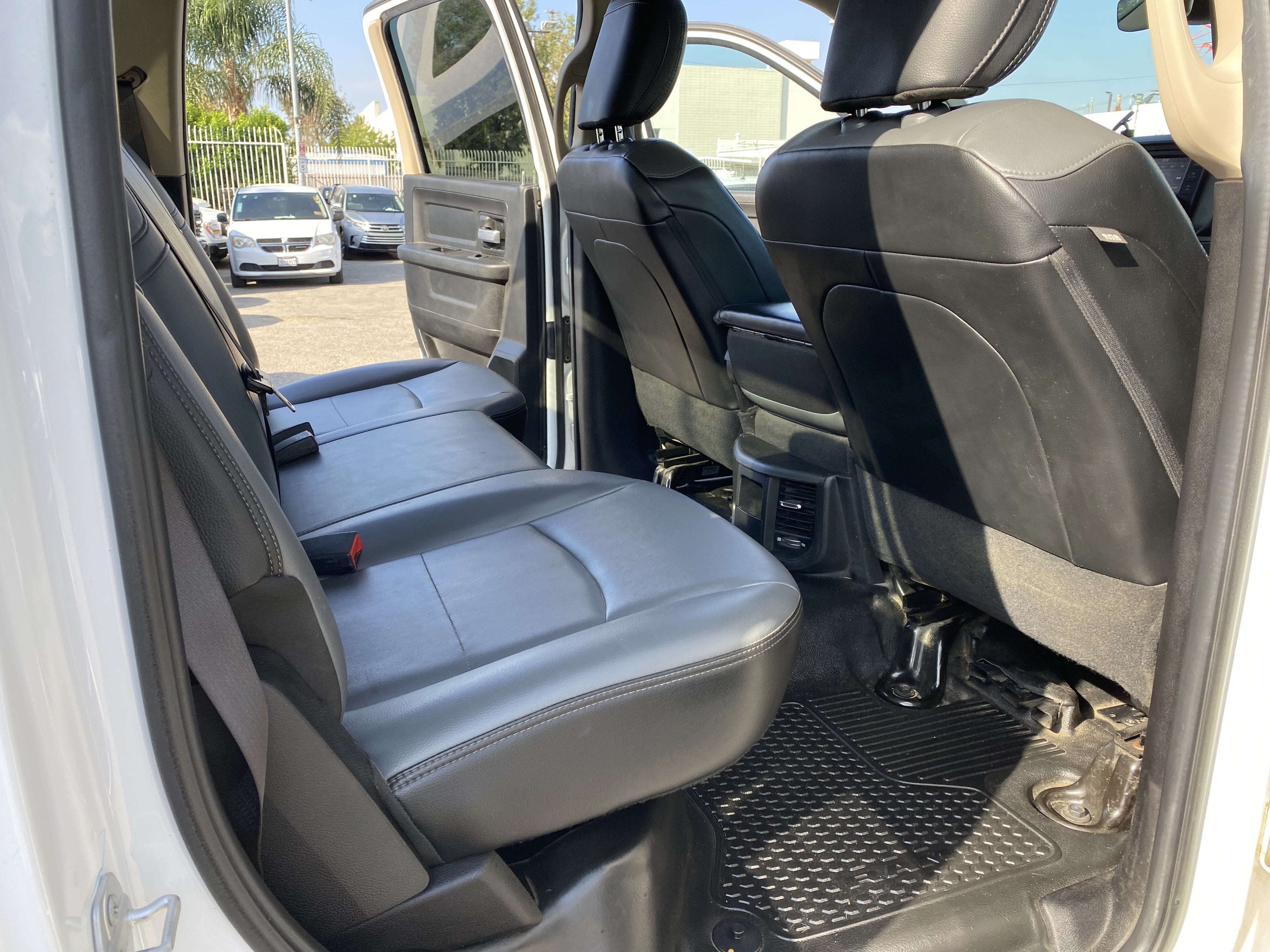 2019 RAM 2500 TRADESMAN 4X4 CREW CAB 8'