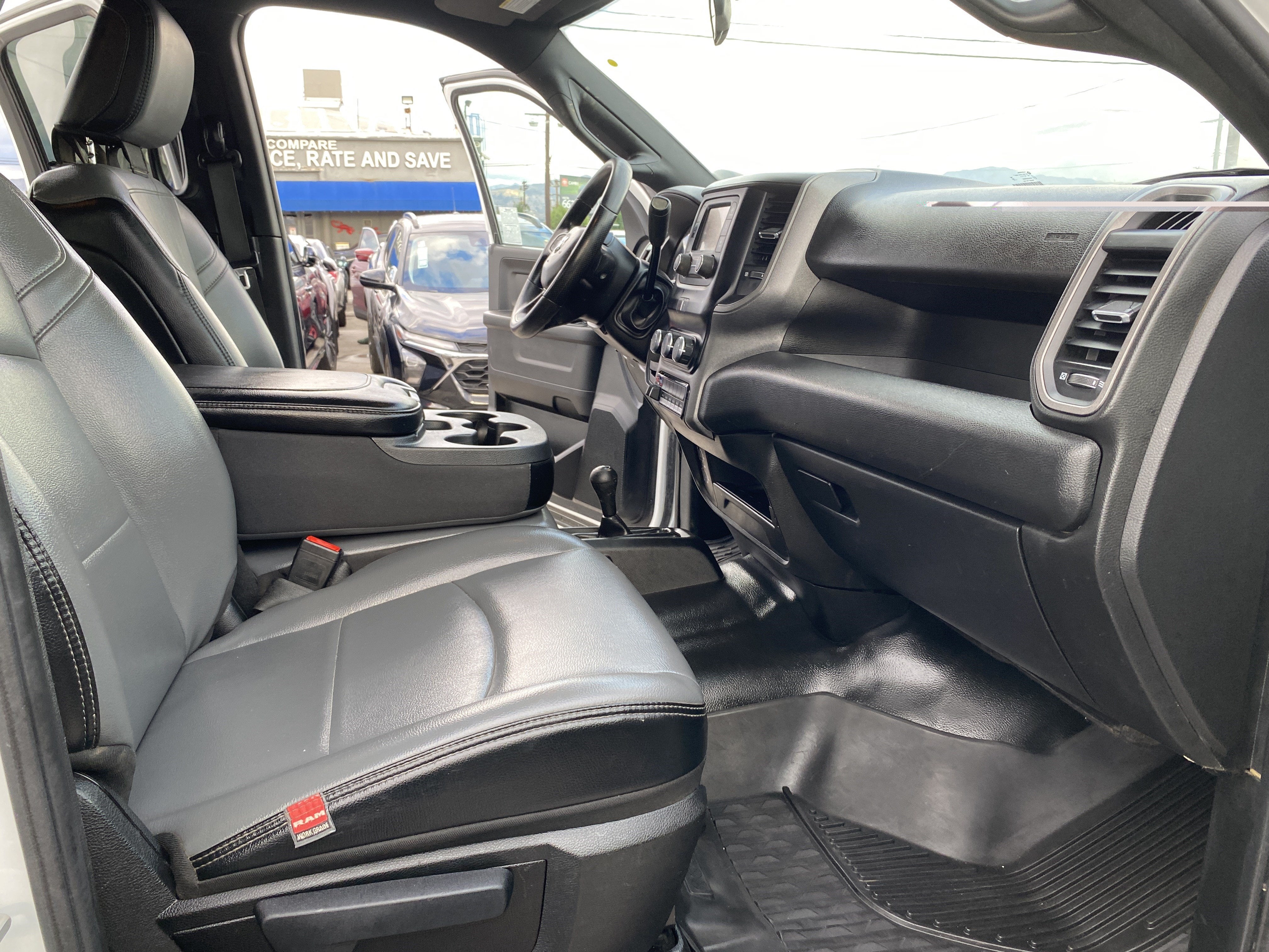 2023 RAM 2500 TRADESMAN 4X4 CREW CAB 8'