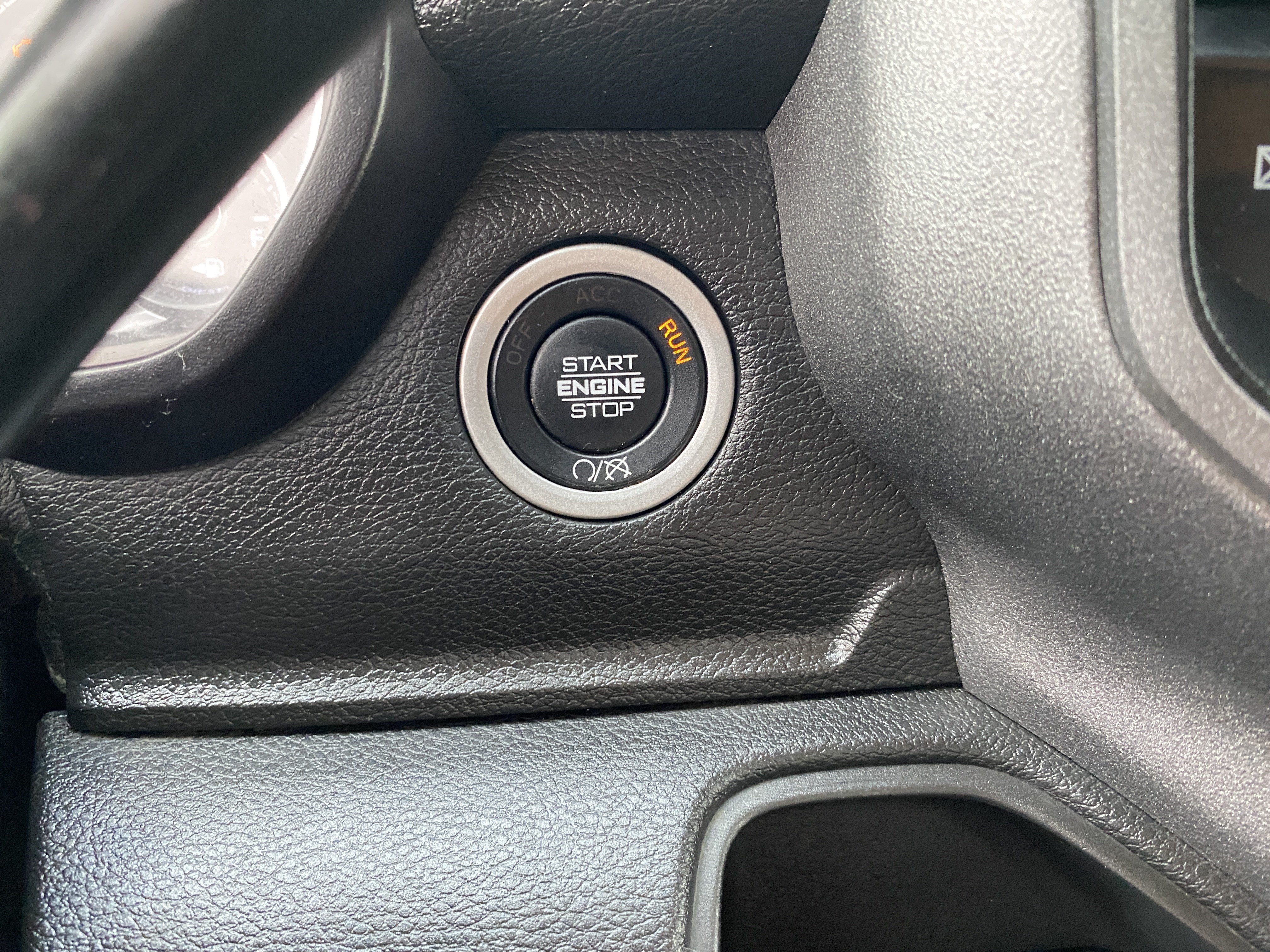 2023 RAM 2500 TRADESMAN 4X4 CREW CAB 8'