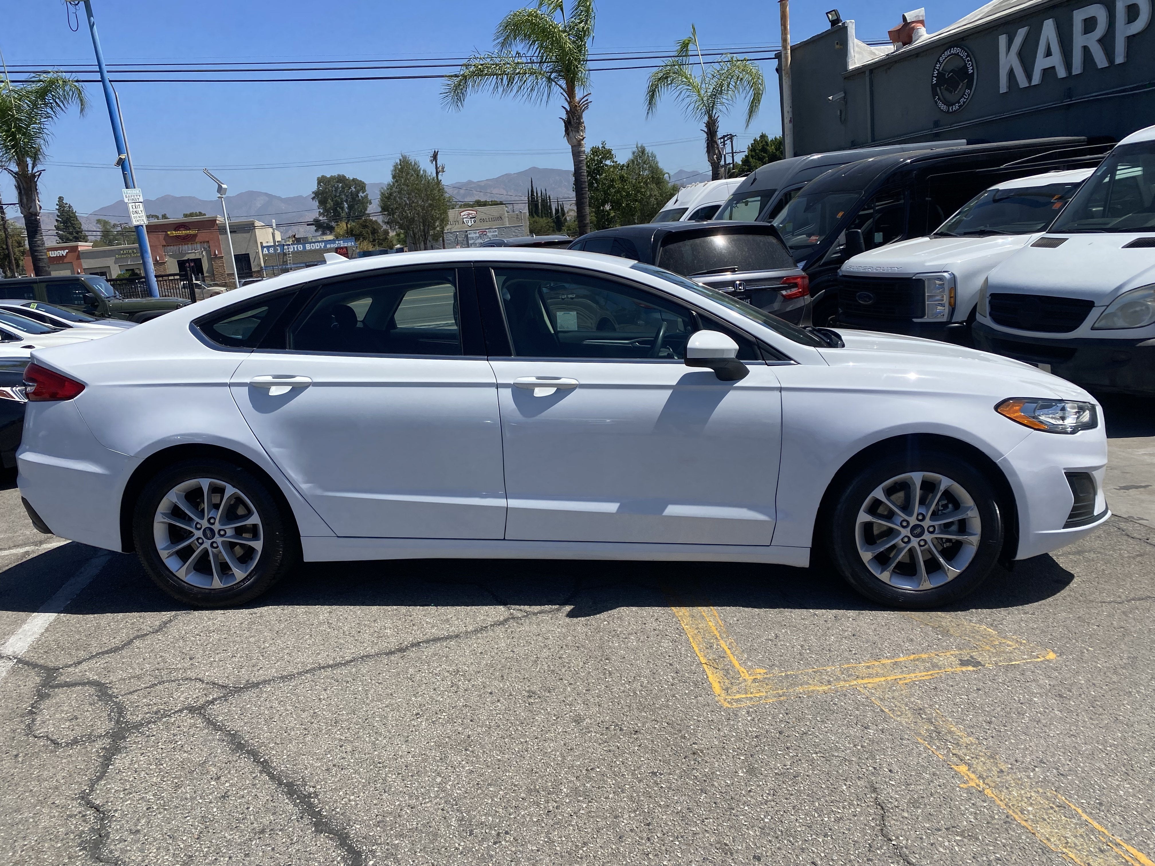 2020 Ford Fusion SE FWD