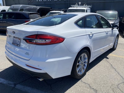 2020 Ford Fusion SE FWD
