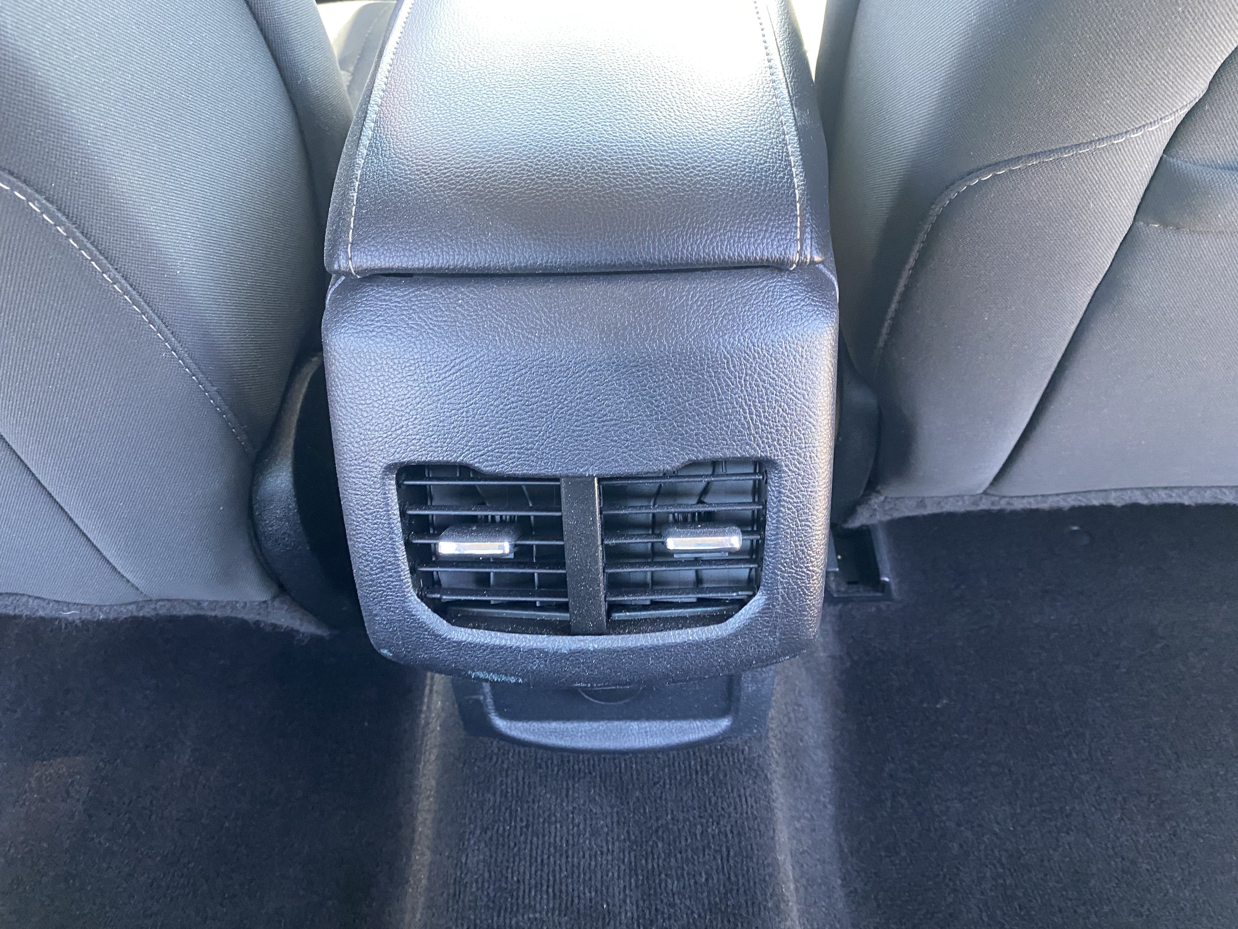 2020 Ford Fusion SE FWD