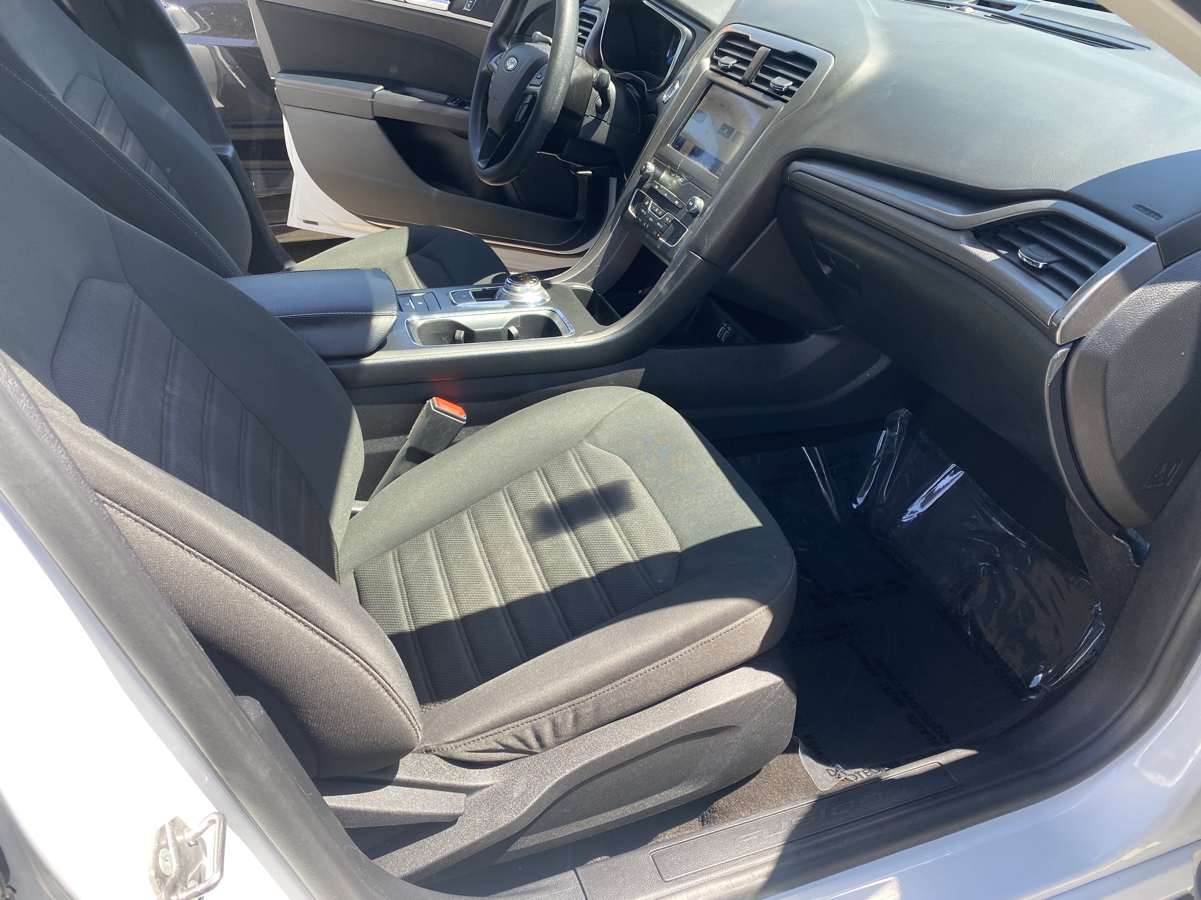 2020 Ford Fusion SE FWD