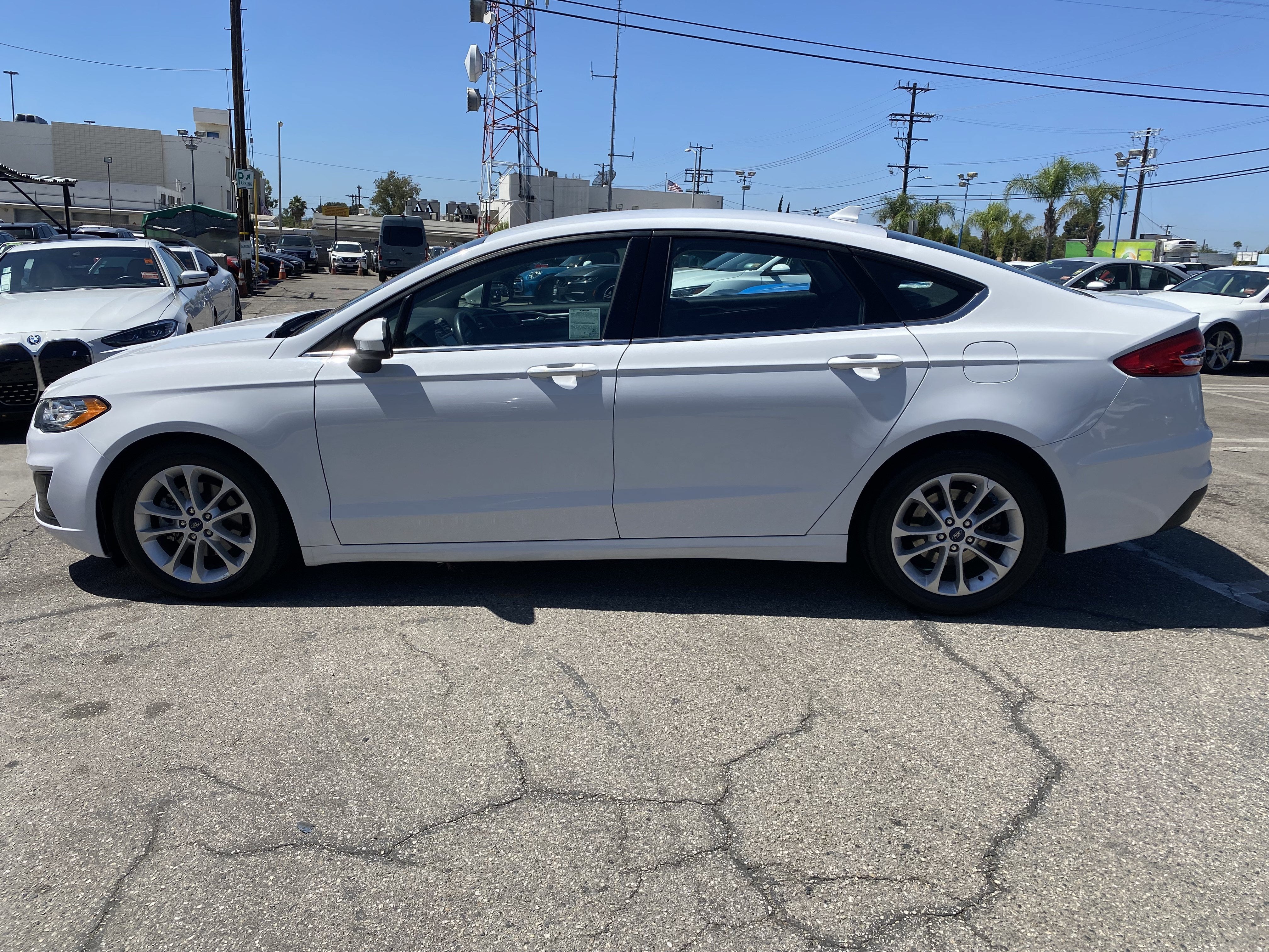 2020 Ford Fusion SE FWD