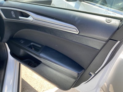 2019 Ford Fusion Hybrid SE