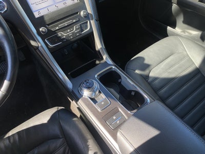 2017 Ford Fusion Hybrid SE