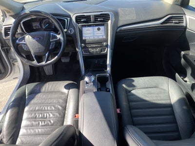 2017 Ford Fusion Hybrid SE