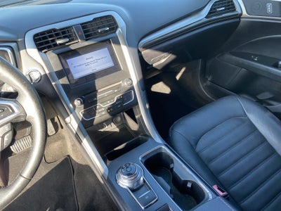 2018 Ford Fusion Hybrid SE