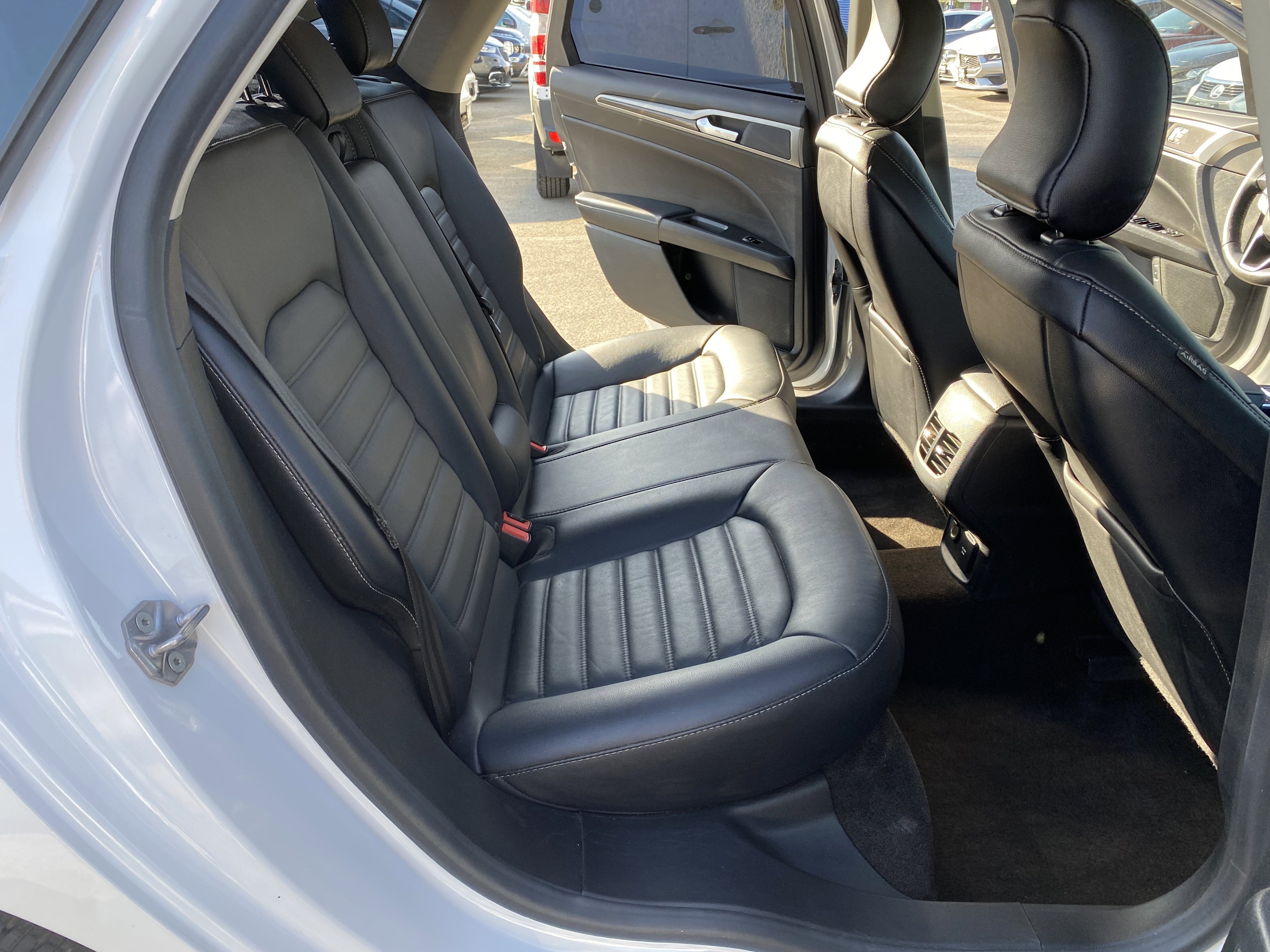 2018 Ford Fusion Hybrid SE