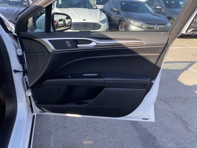 2018 Ford Fusion Hybrid SE