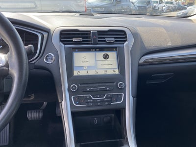 2018 Ford Fusion Hybrid SE