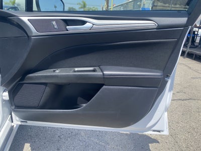 2019 Ford Fusion Hybrid SE