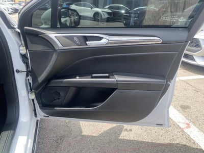 2018 Ford Fusion Hybrid SE