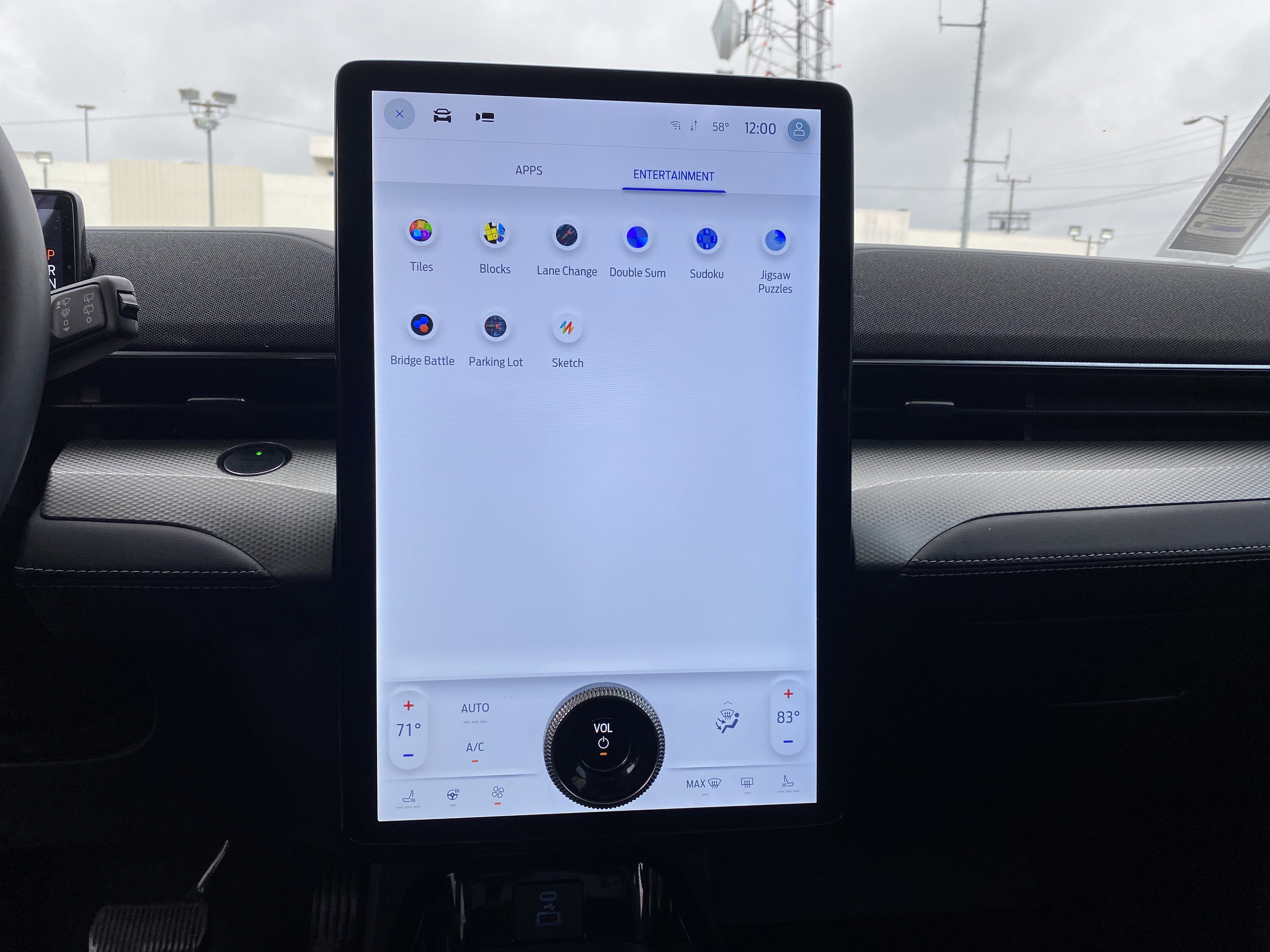 2022 Ford Mustang Mach-E Select