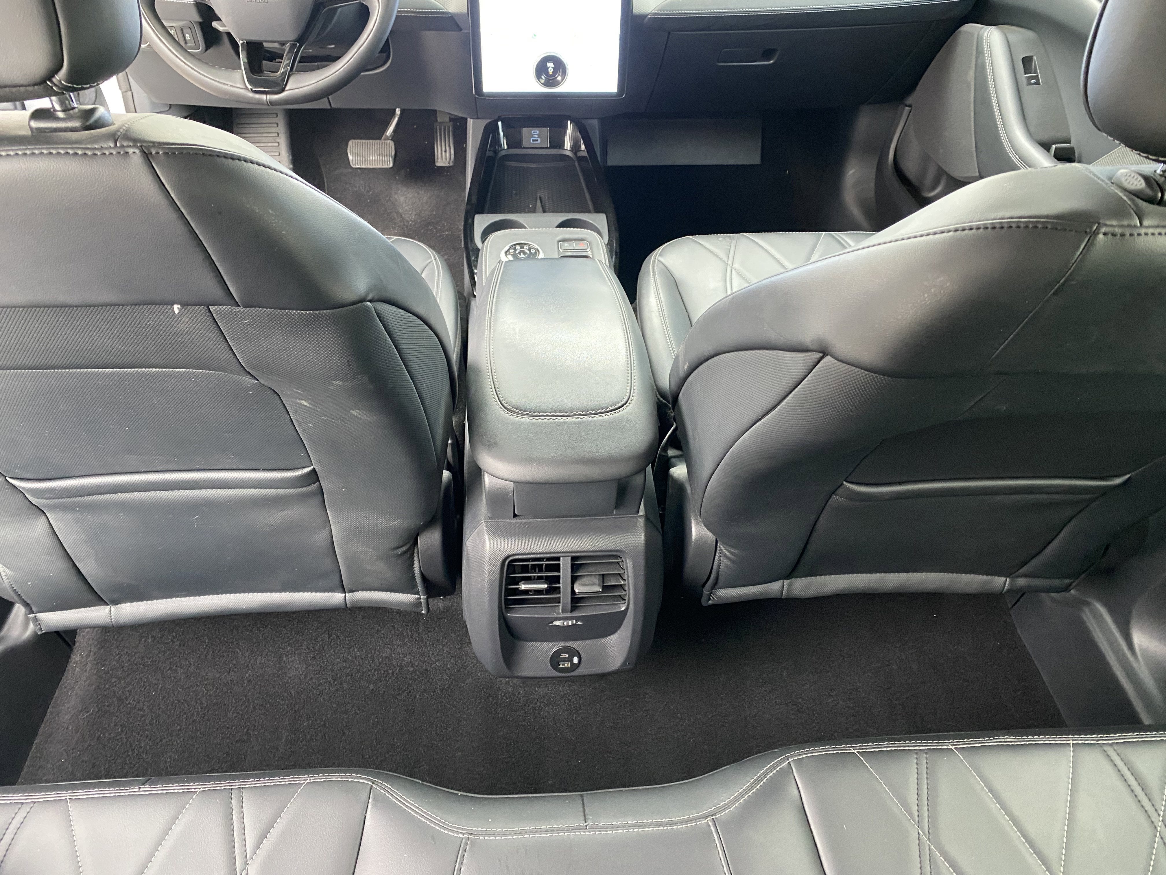 2022 Ford Mustang Mach-E Select