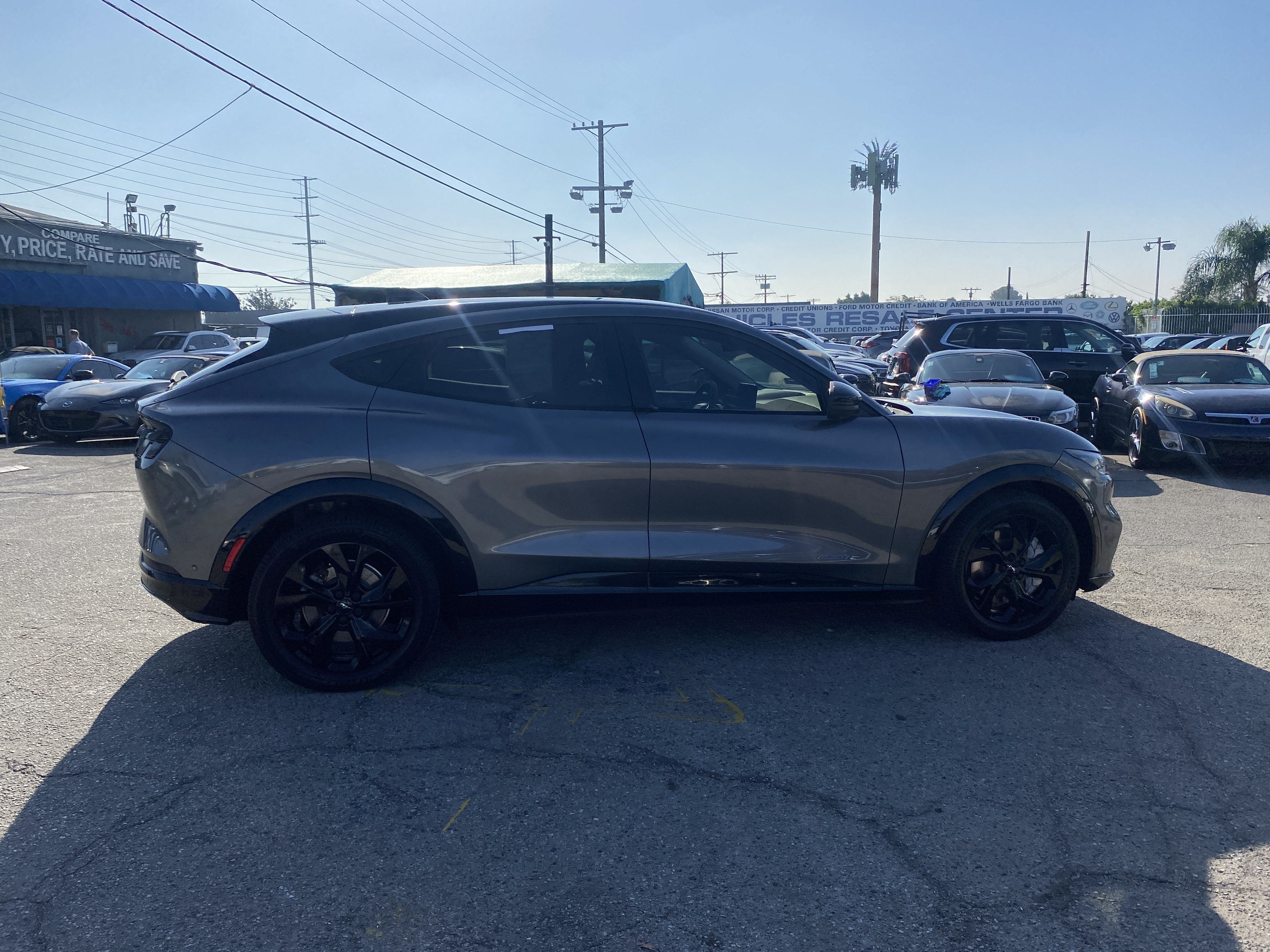 2023 Ford Mustang Mach-E PREMIUM RWD