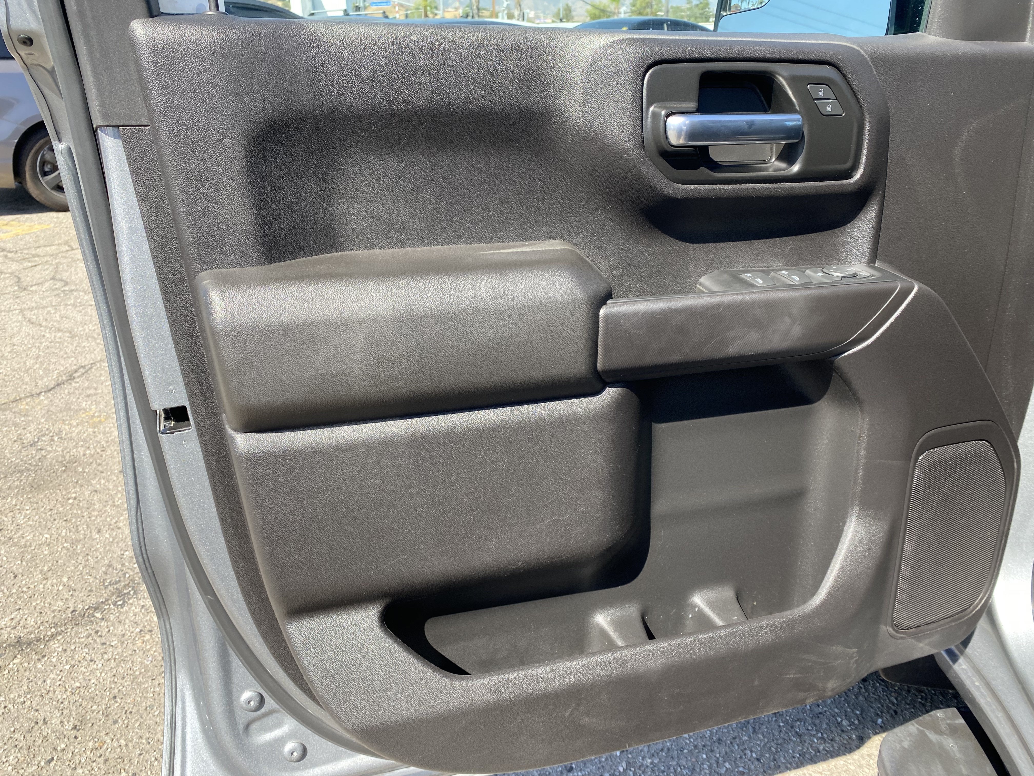 2024 Chevrolet Silverado 1500 2WD CREW CAB 147 CUSTOM