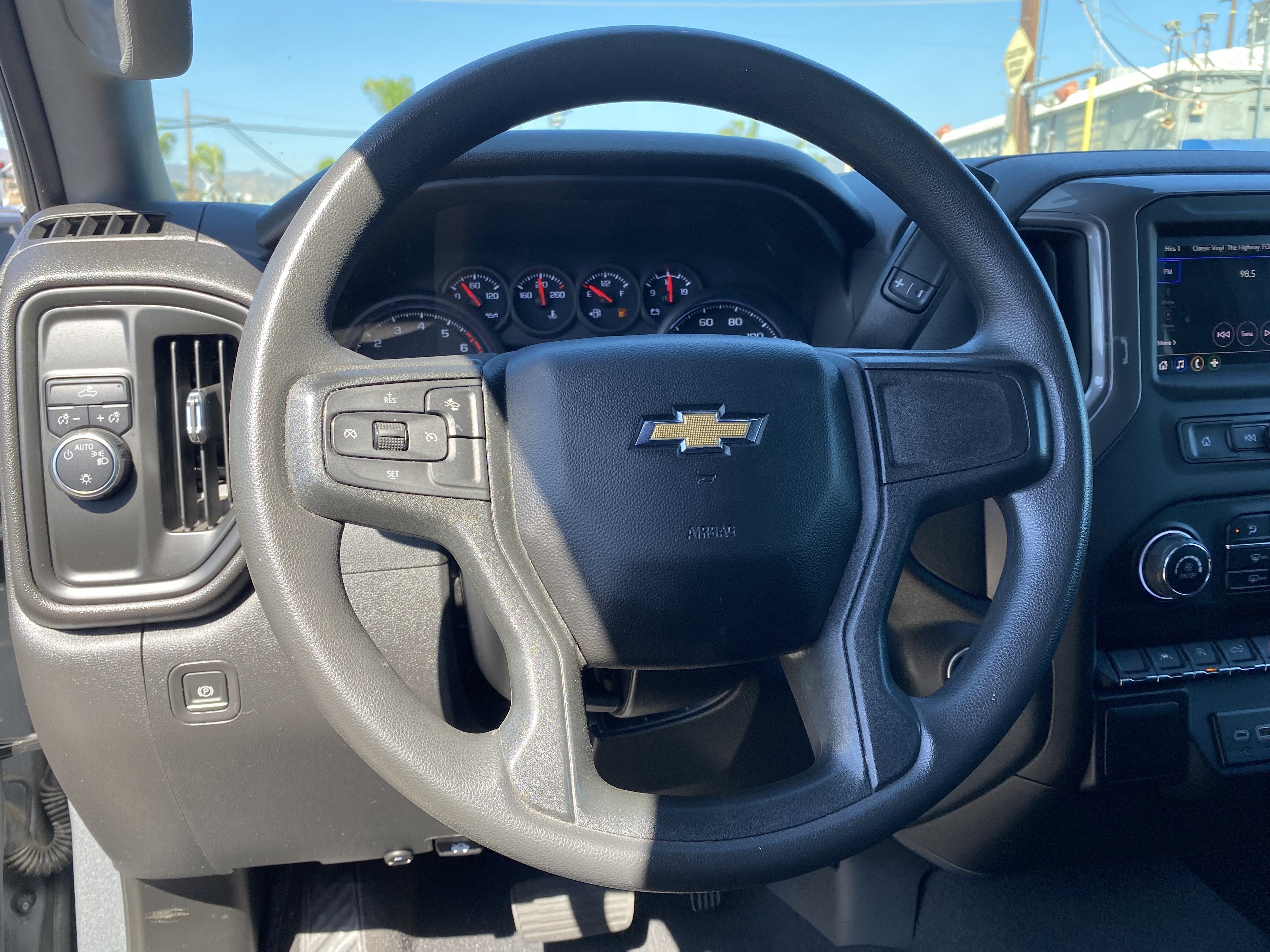 2024 Chevrolet Silverado 1500 2WD CREW CAB 147 CUSTOM