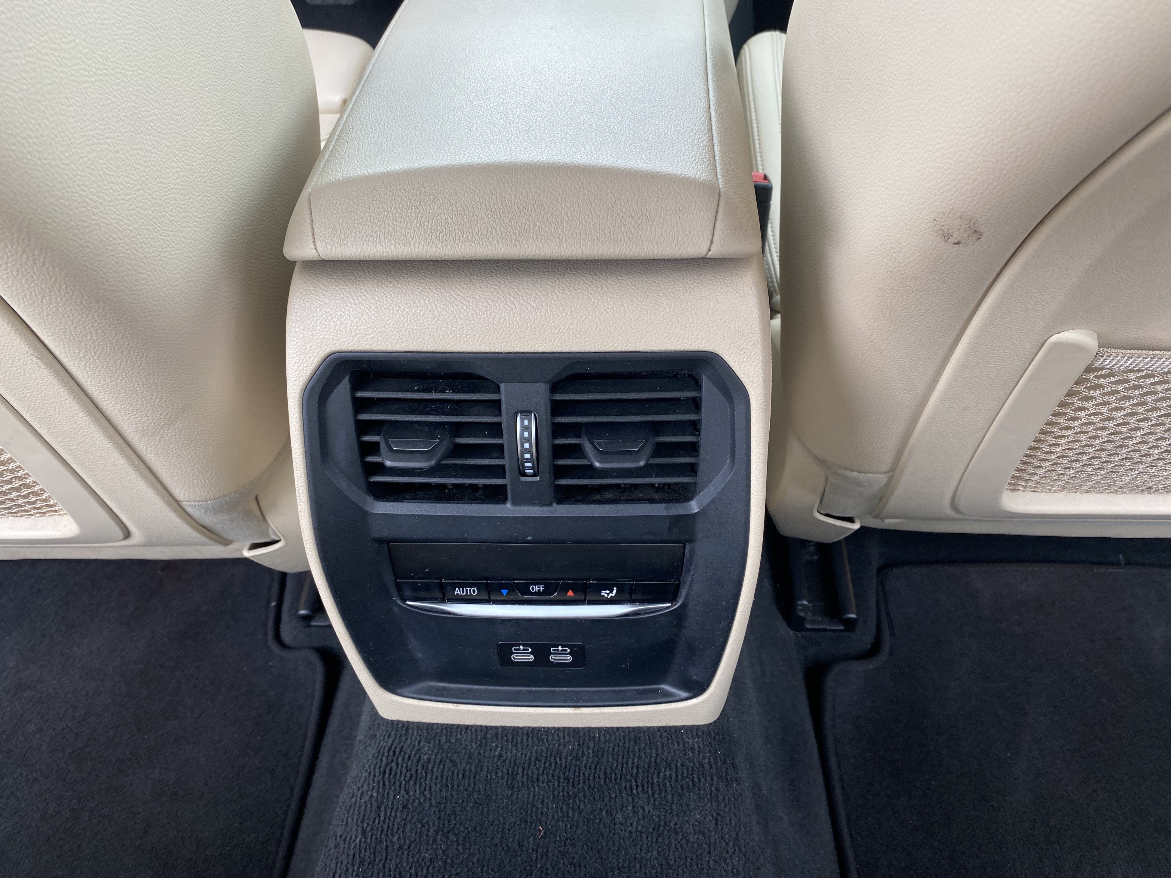 2022 BMW 3 Series 330e