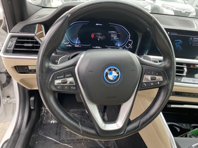 2022 BMW 3 Series 330e