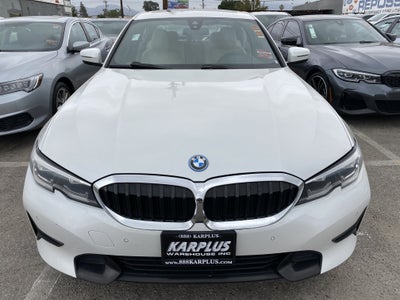 2022 BMW 3 Series 330e