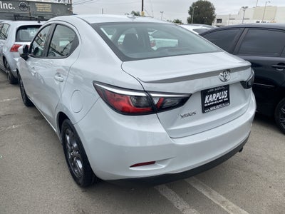 2019 Toyota Yaris Sedan LE