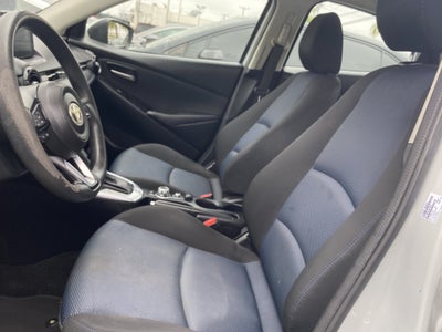 2019 Toyota Yaris Sedan LE