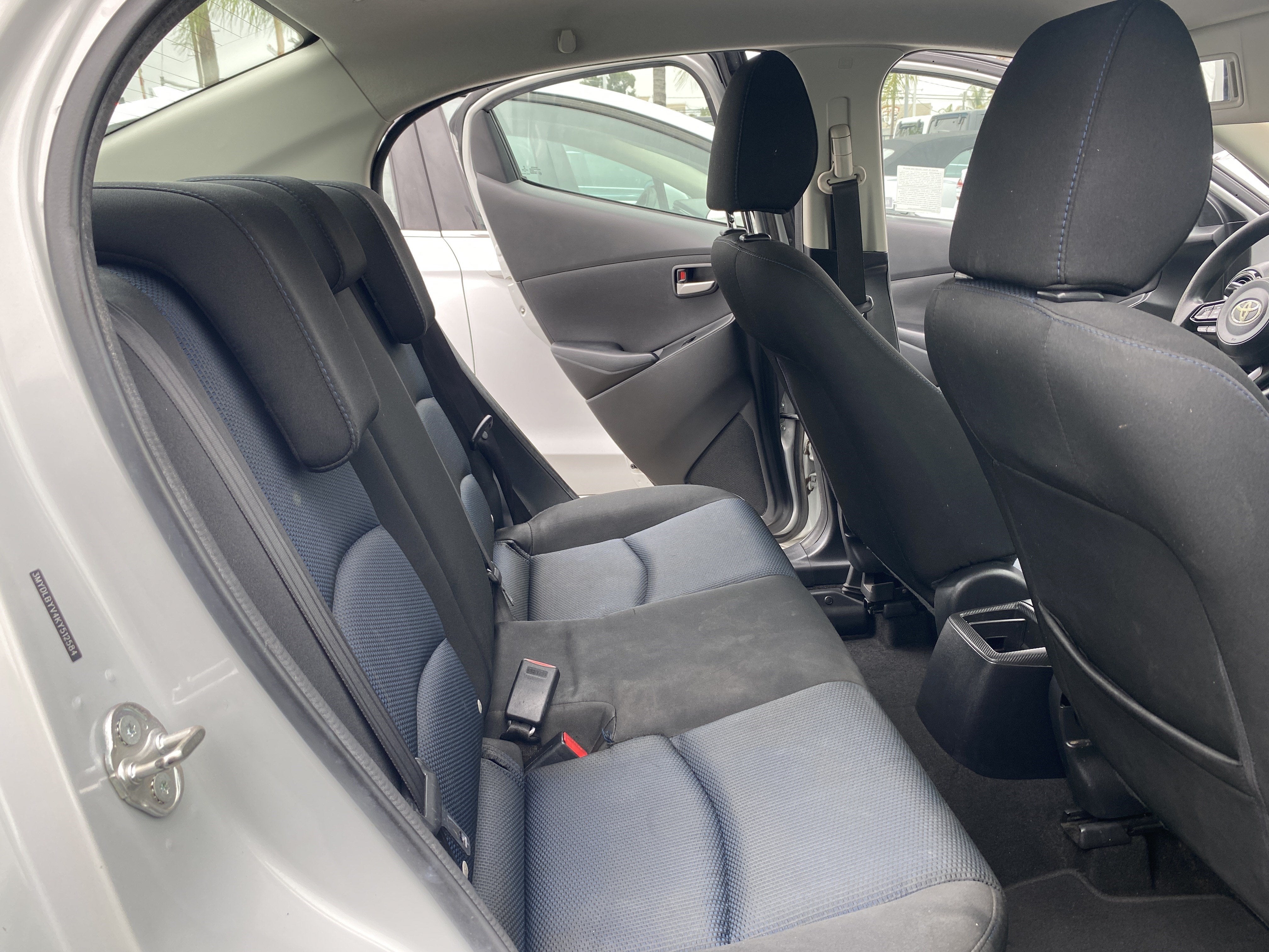 2019 Toyota Yaris Sedan LE