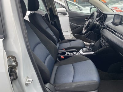 2019 Toyota Yaris Sedan LE