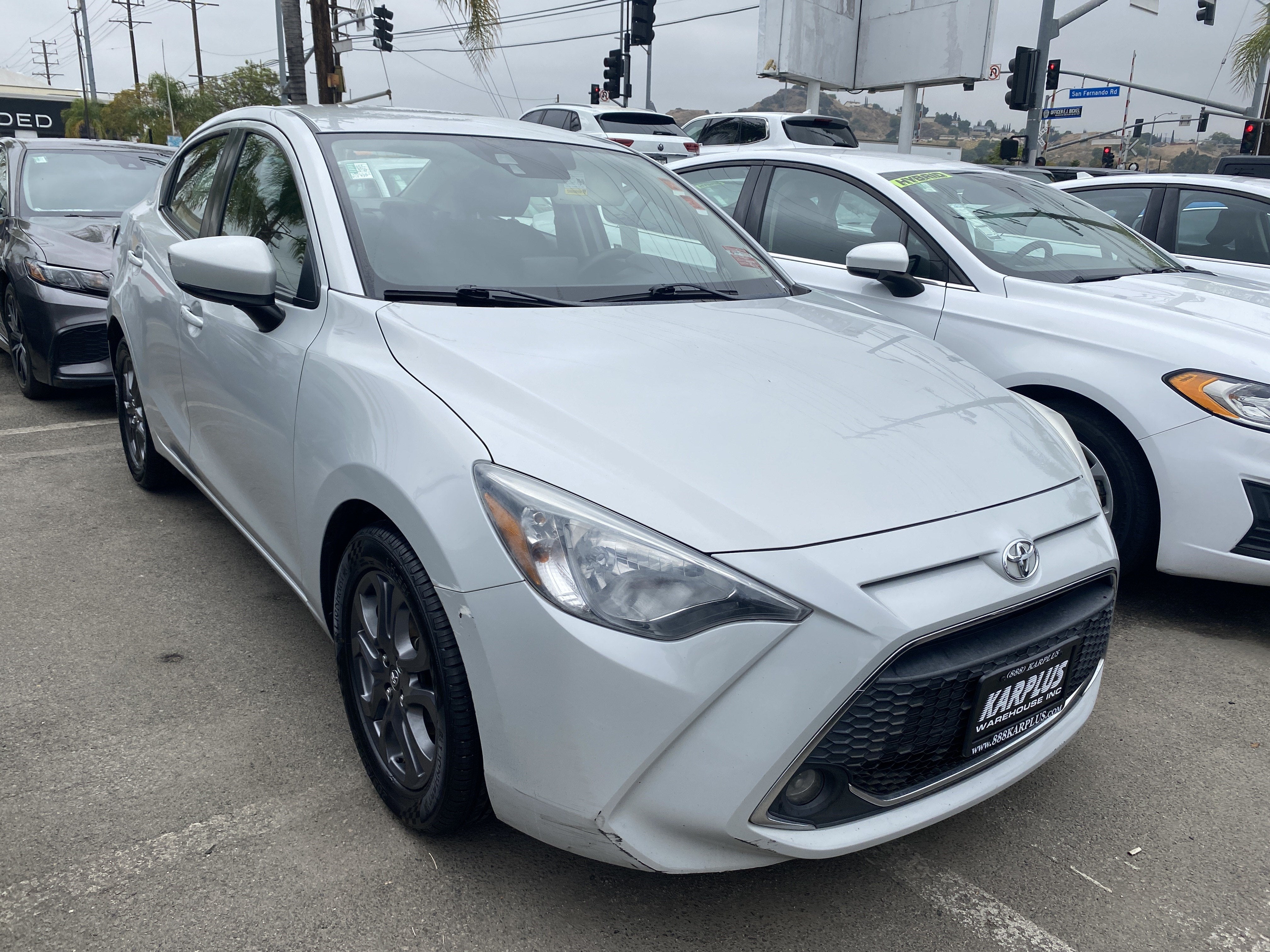 2019 Toyota Yaris Sedan LE
