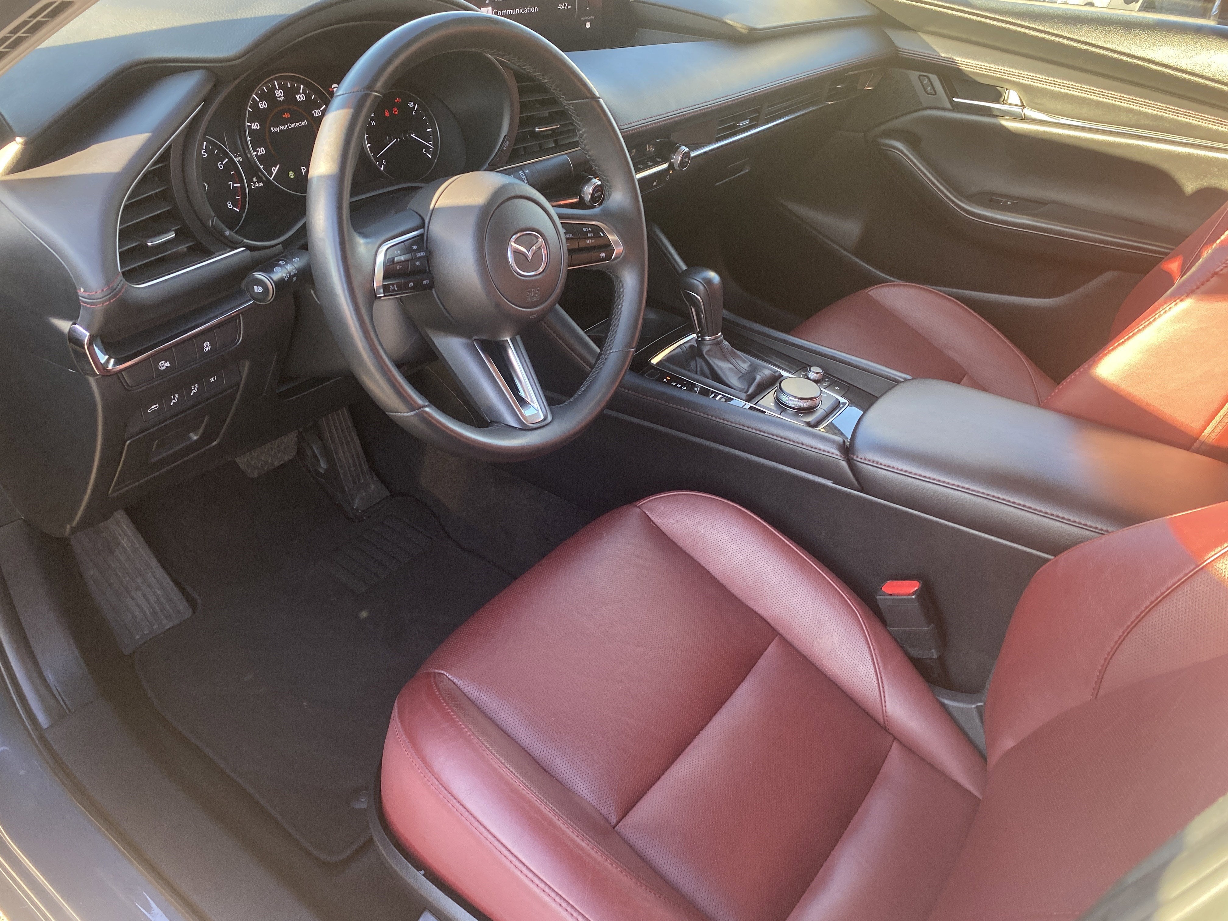 2024 Mazda Mazda3 Sedan 2.5 S Carbon Edition