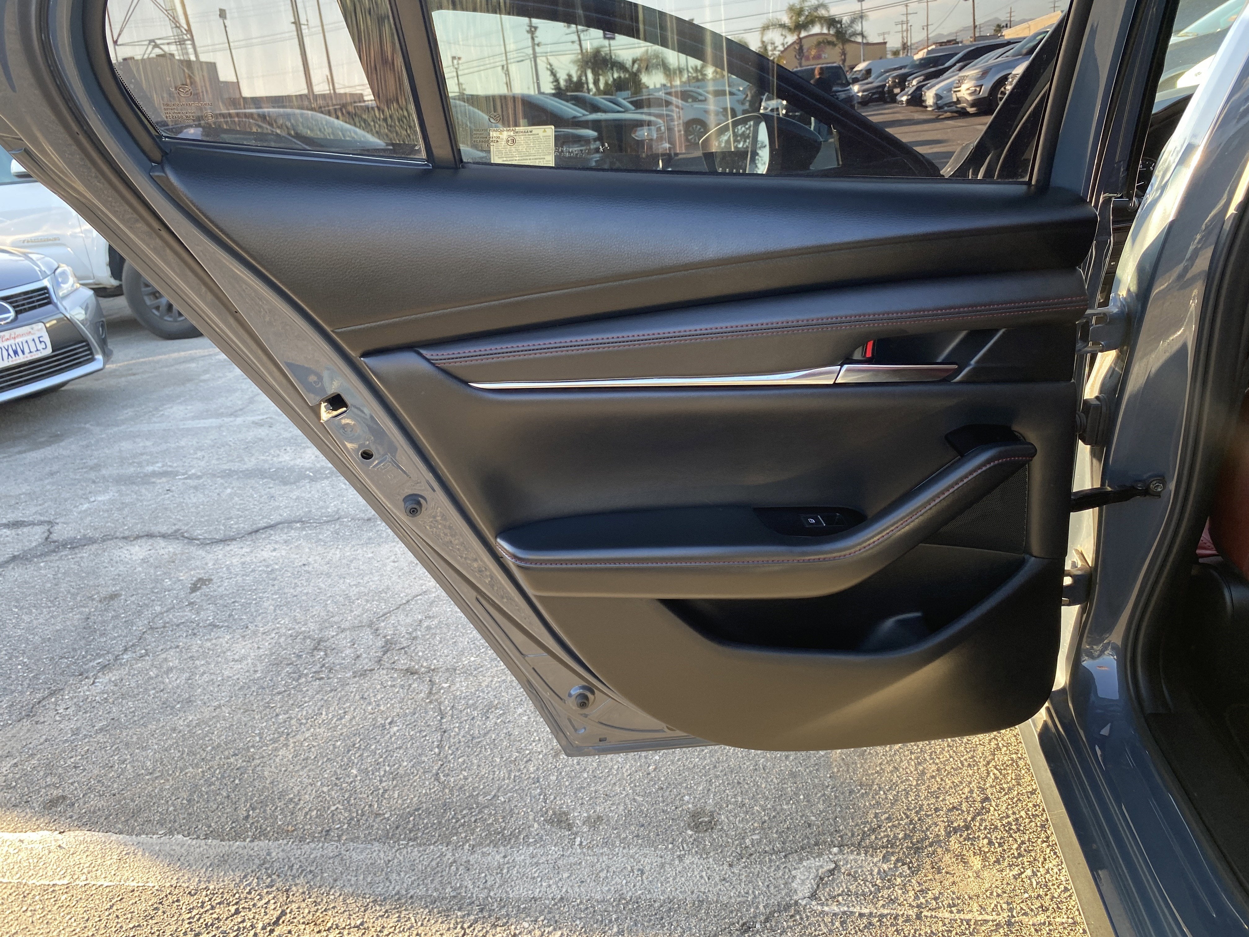 2024 Mazda Mazda3 Sedan 2.5 S Carbon Edition