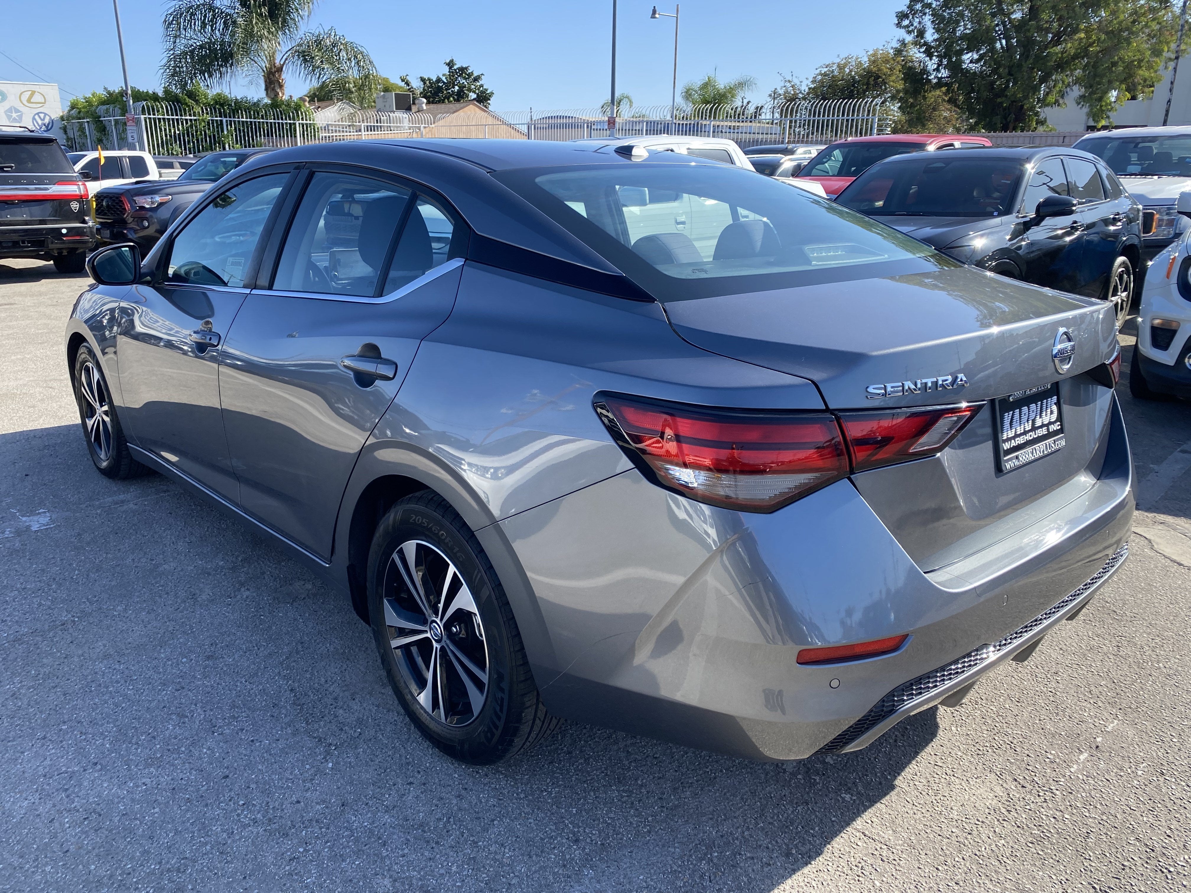 2022 Nissan Sentra SV CVT