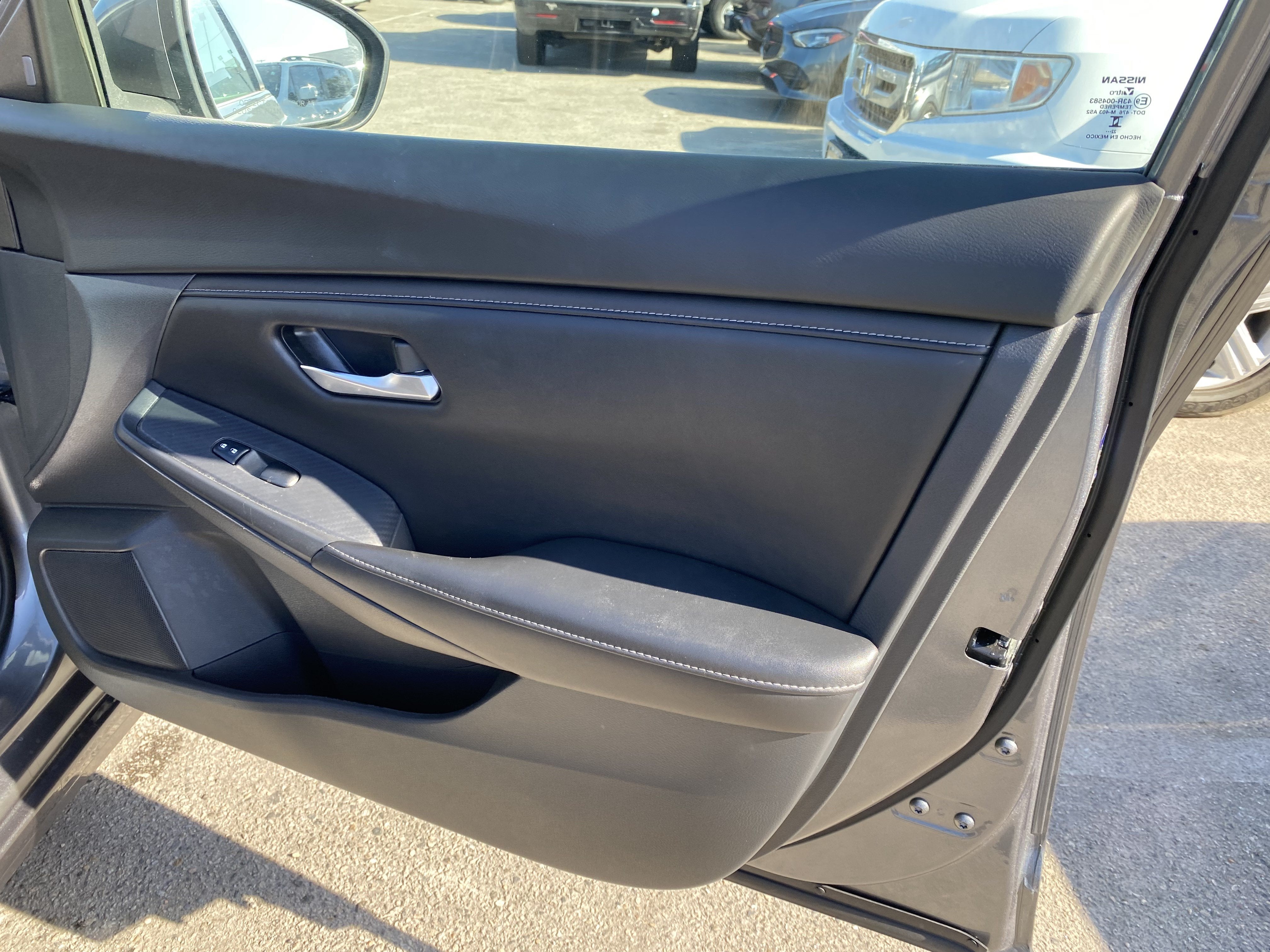 2022 Nissan Sentra SV CVT