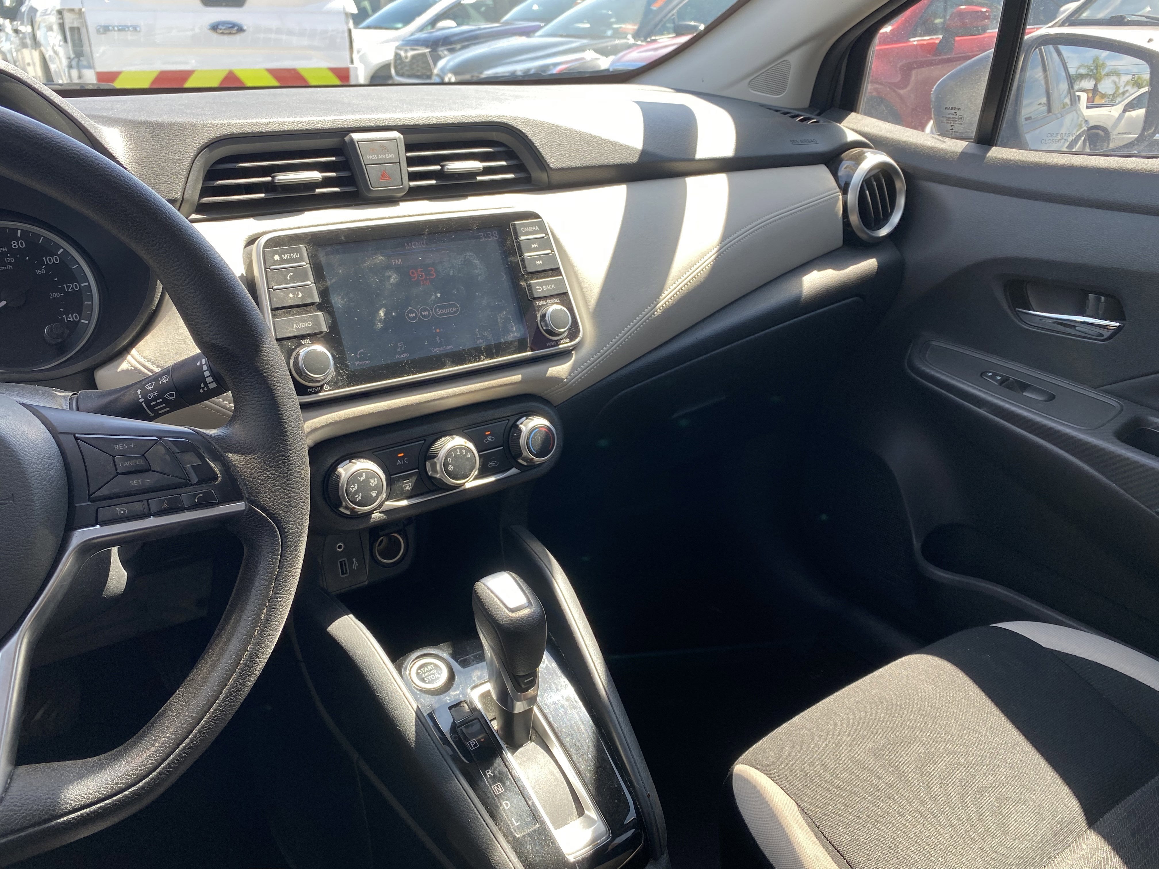 2020 Nissan Versa SV