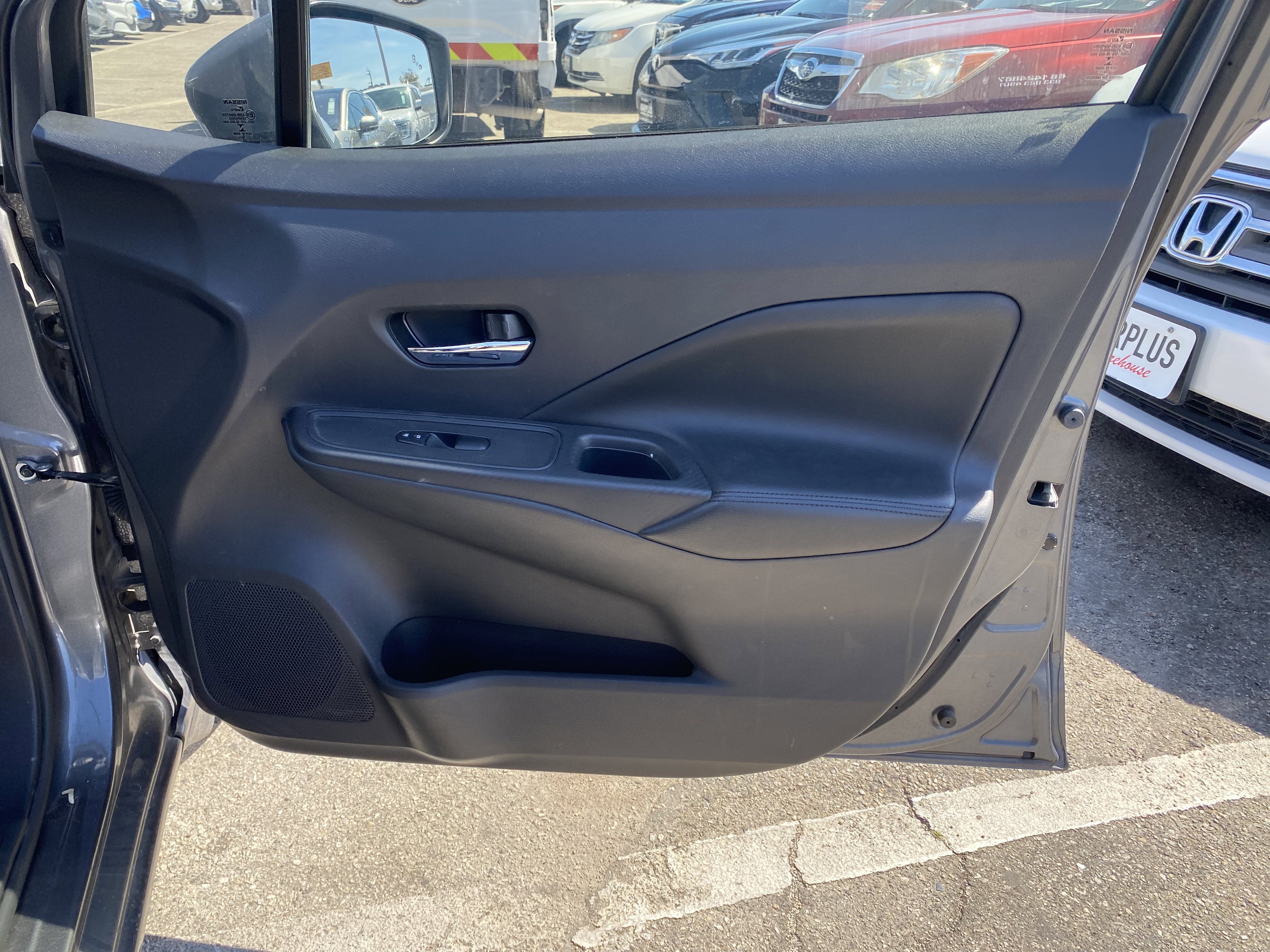 2020 Nissan Versa SV