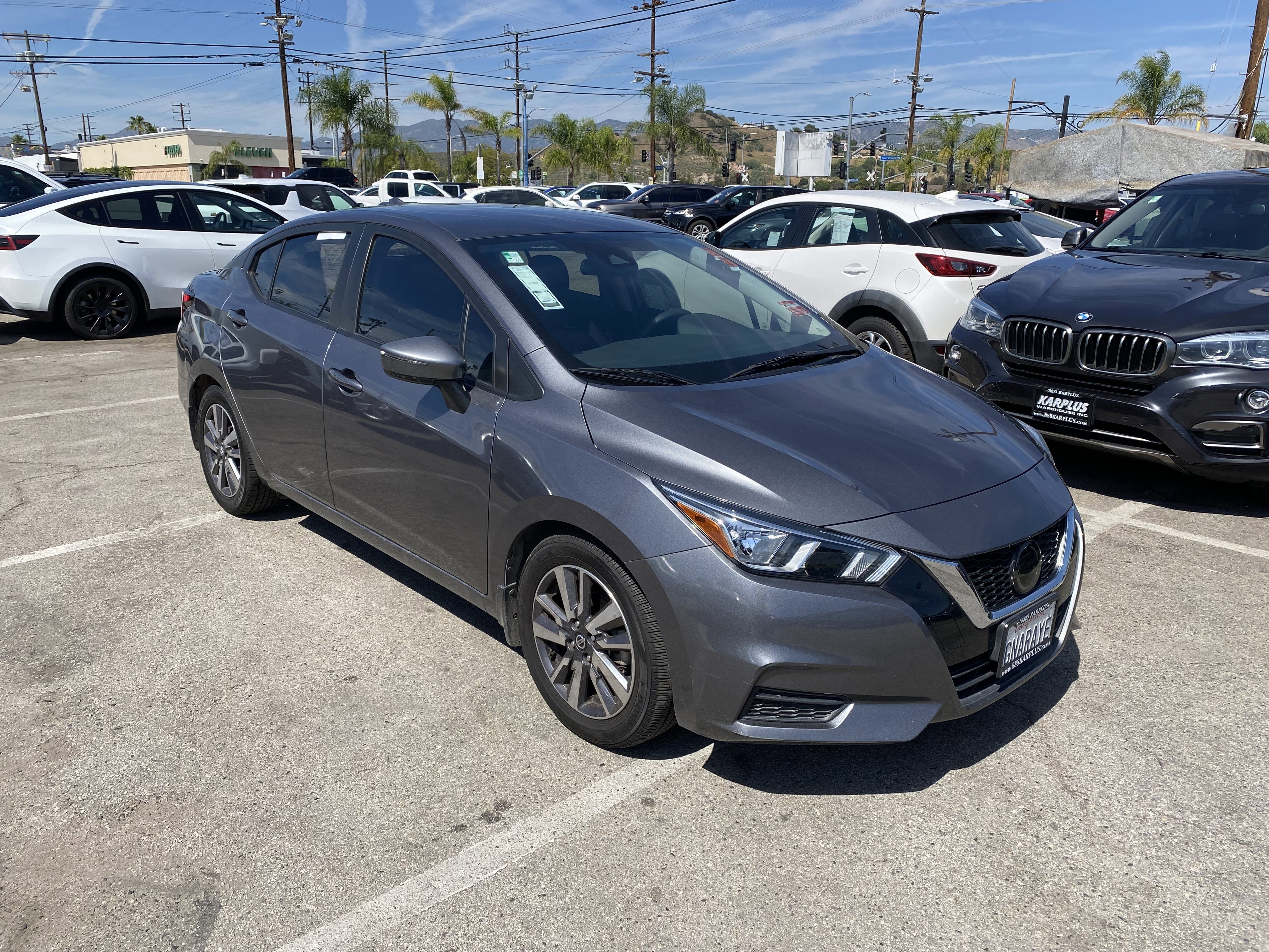 2020 Nissan Versa SV