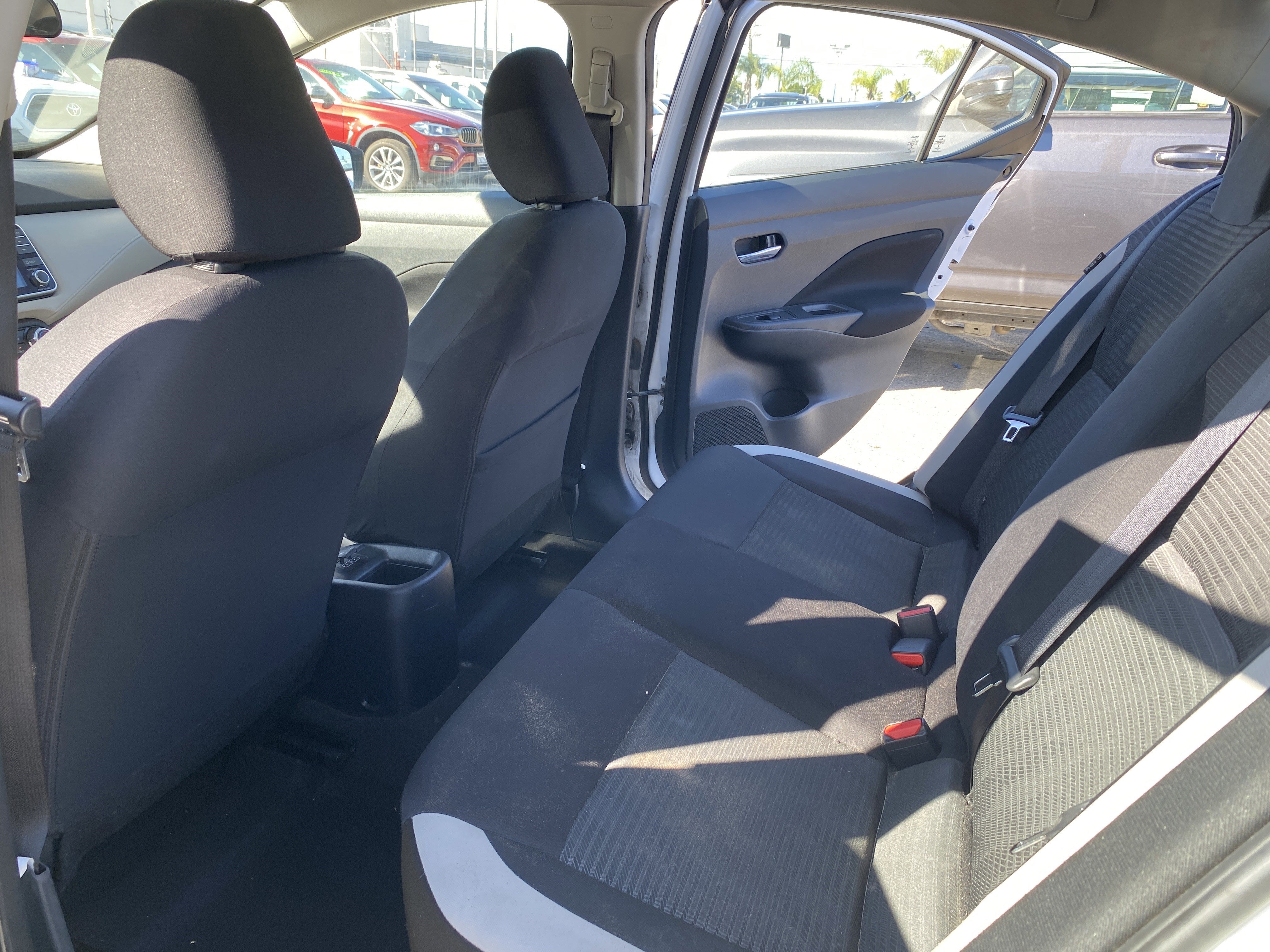 2022 Nissan Versa SV