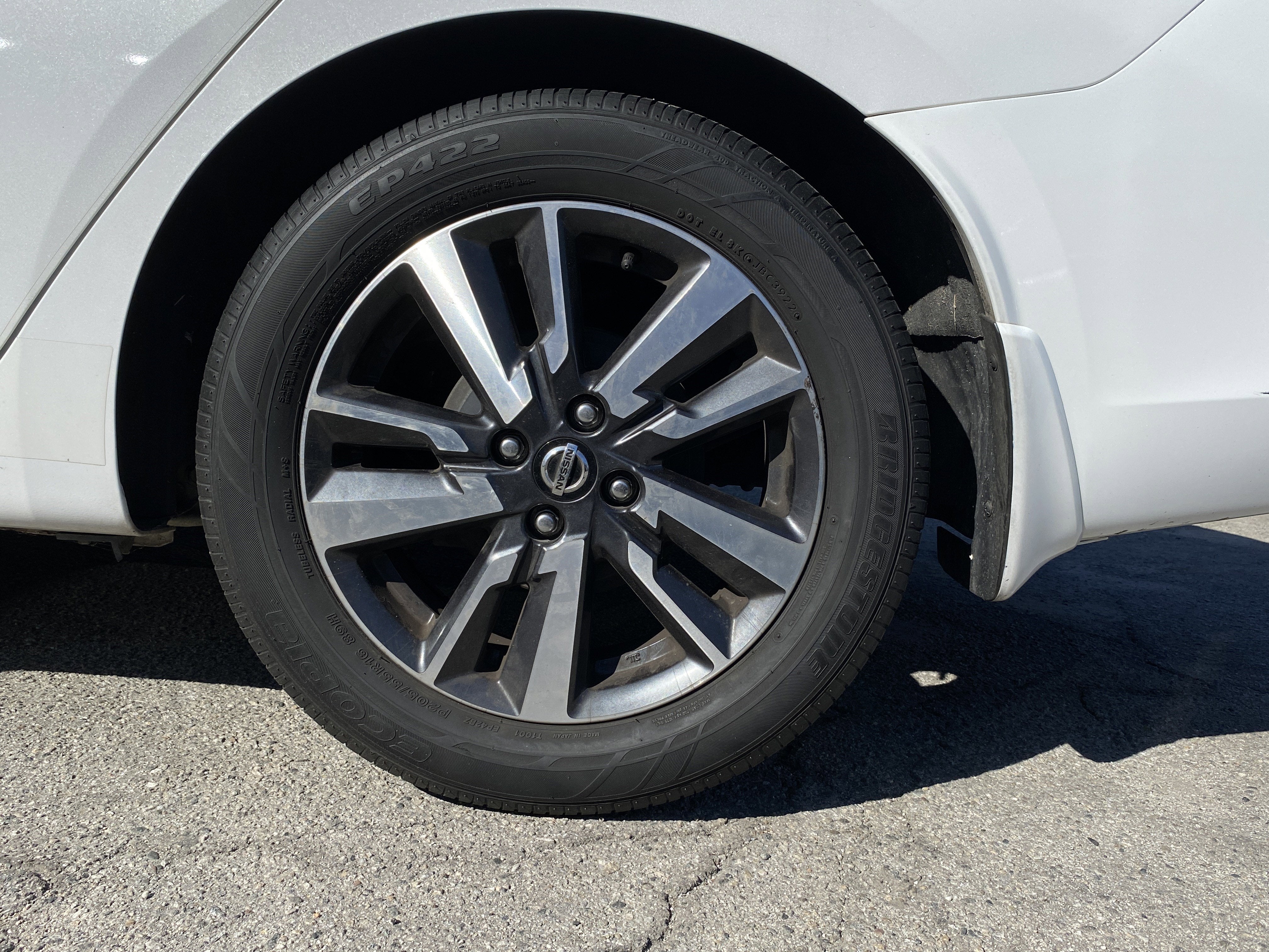 2022 Nissan Versa SV